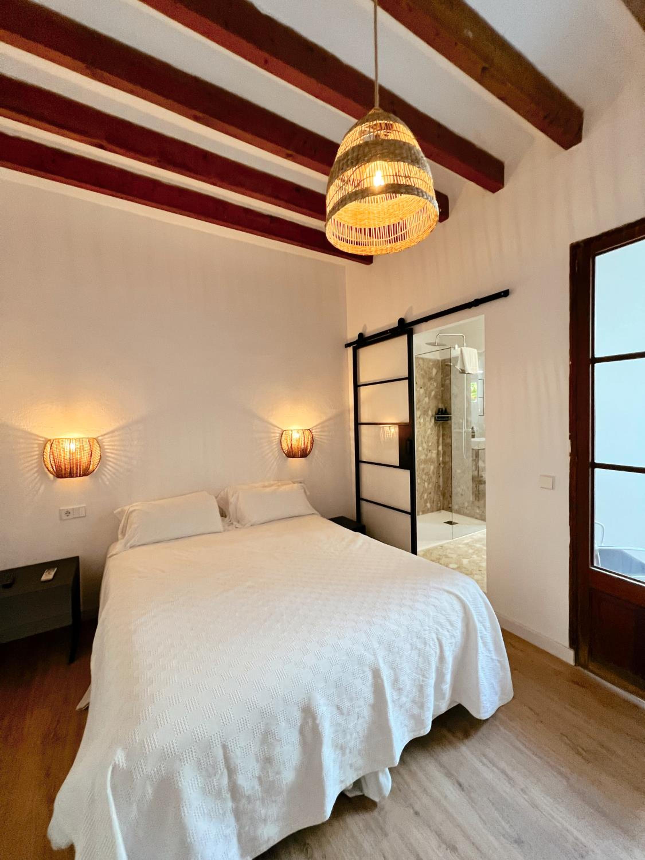 Double Room with Pool View photo 3