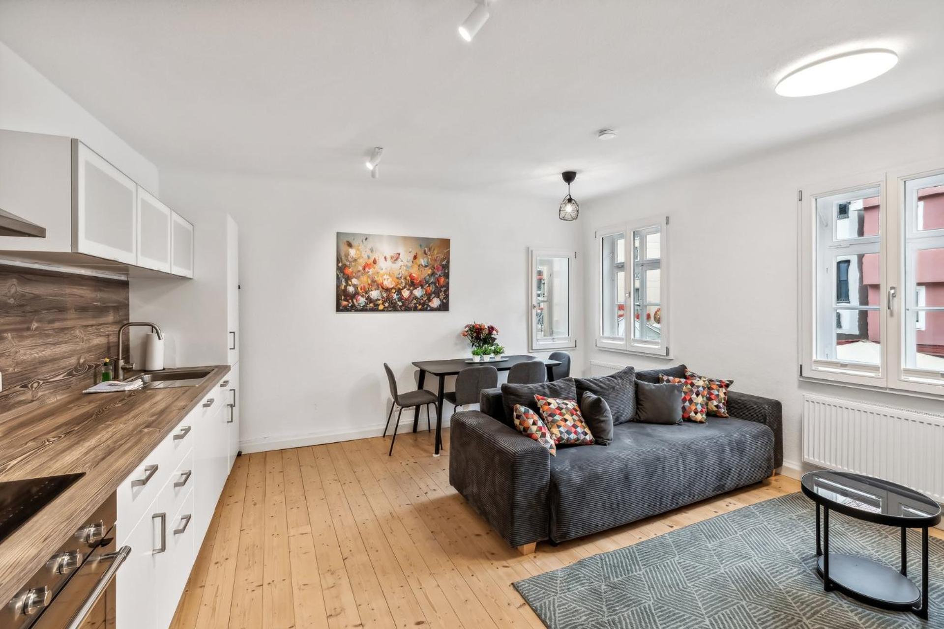 One-Bedroom Apartment