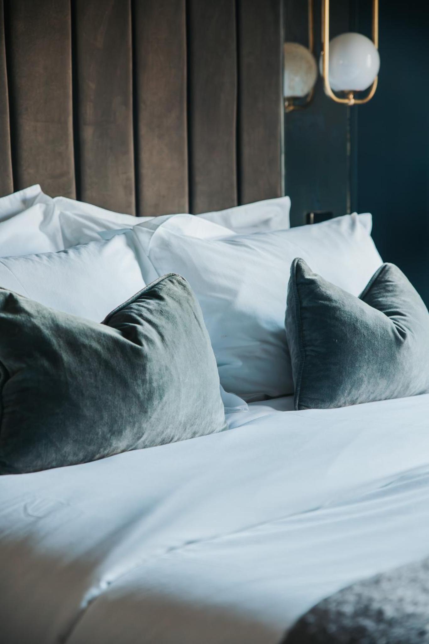 Standard King Room - Photo 1