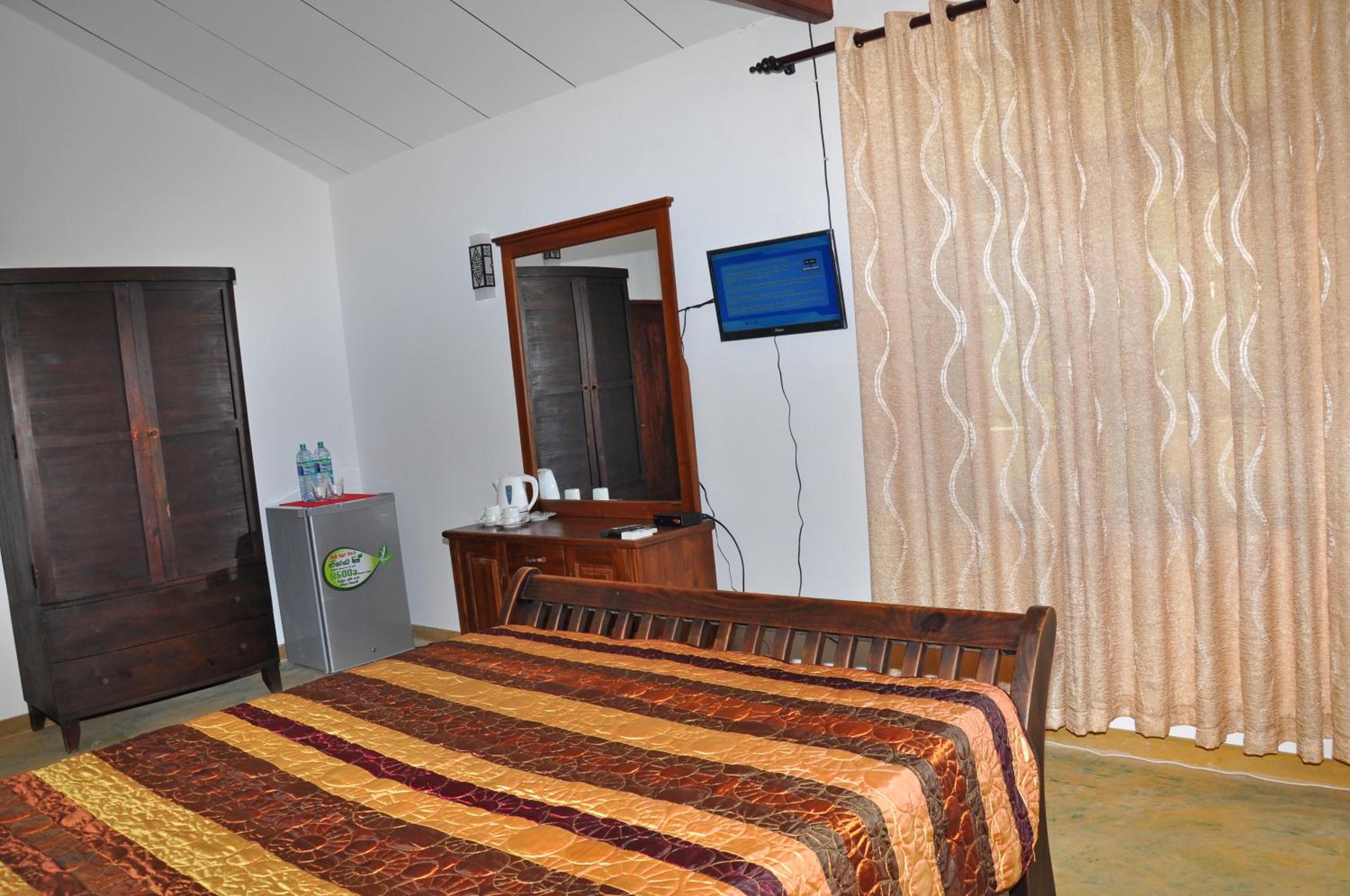Standard Double Room with Garden and Pool View (Early Check-In or Late Check Check-Out on Availability Basis and 10% off on Food & Beverage) photo 1