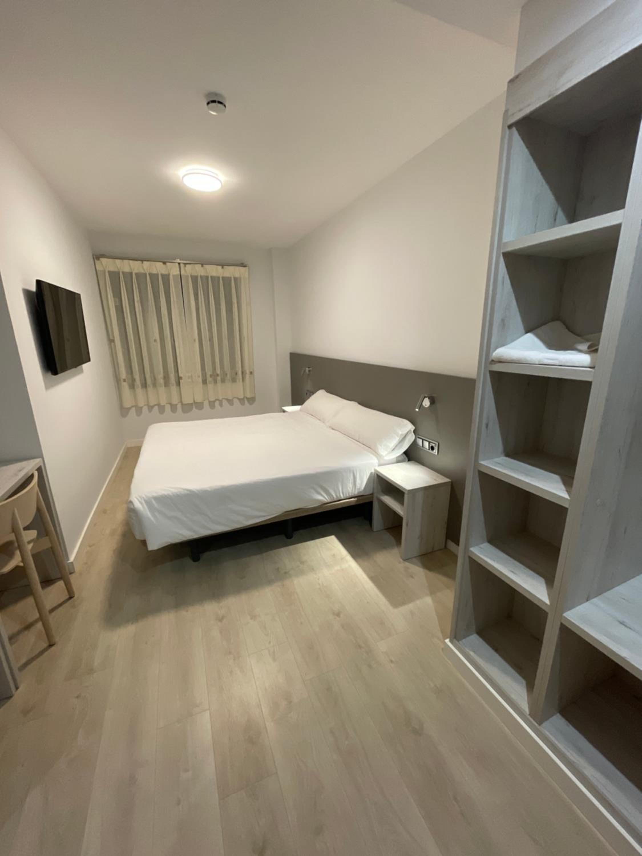 Large Double or Twin Room