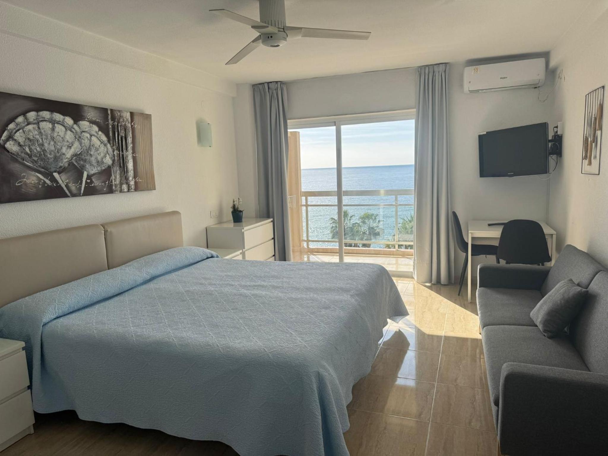 Studio with Sea View