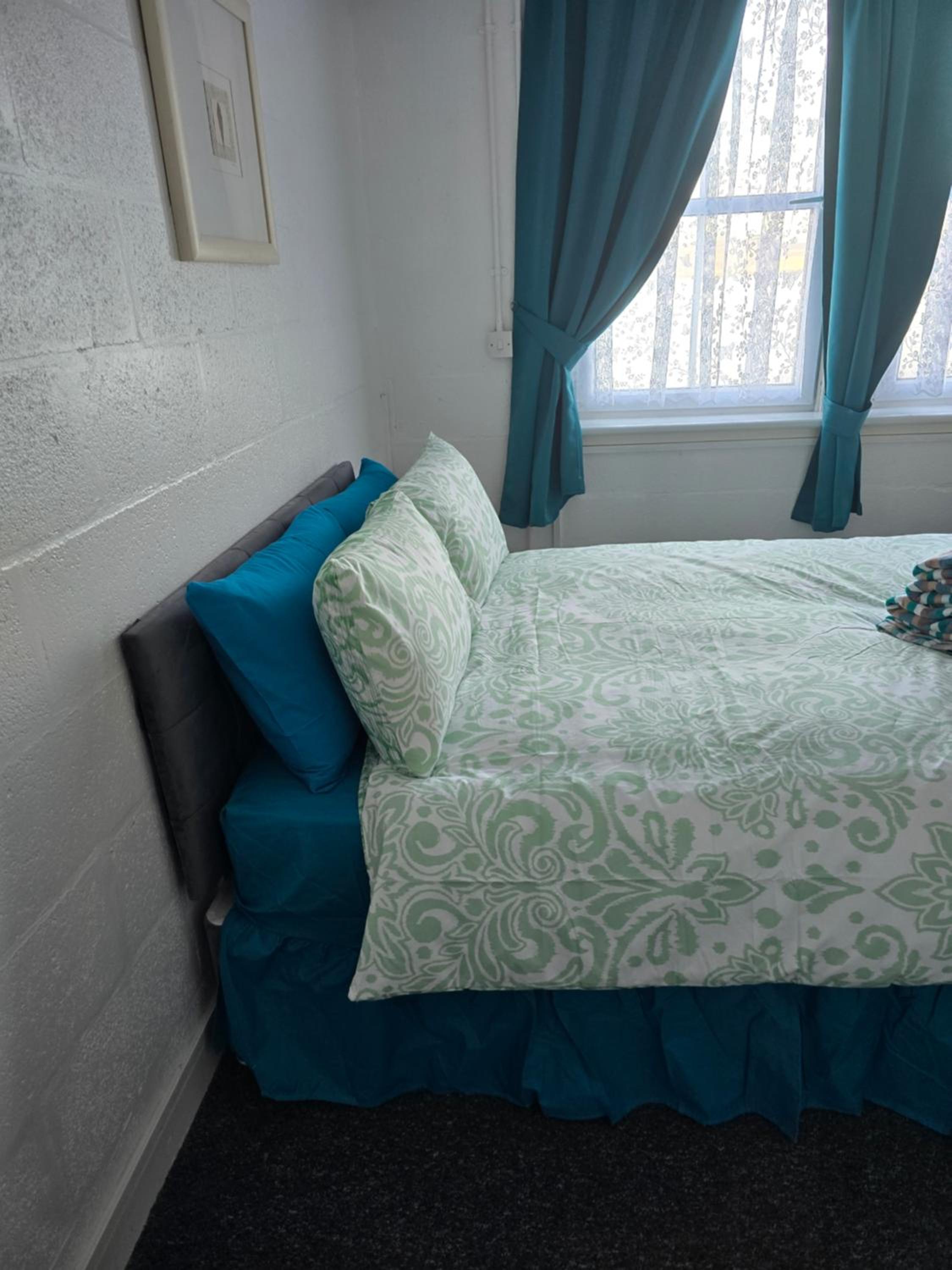 Budget Double Room - Photo 4