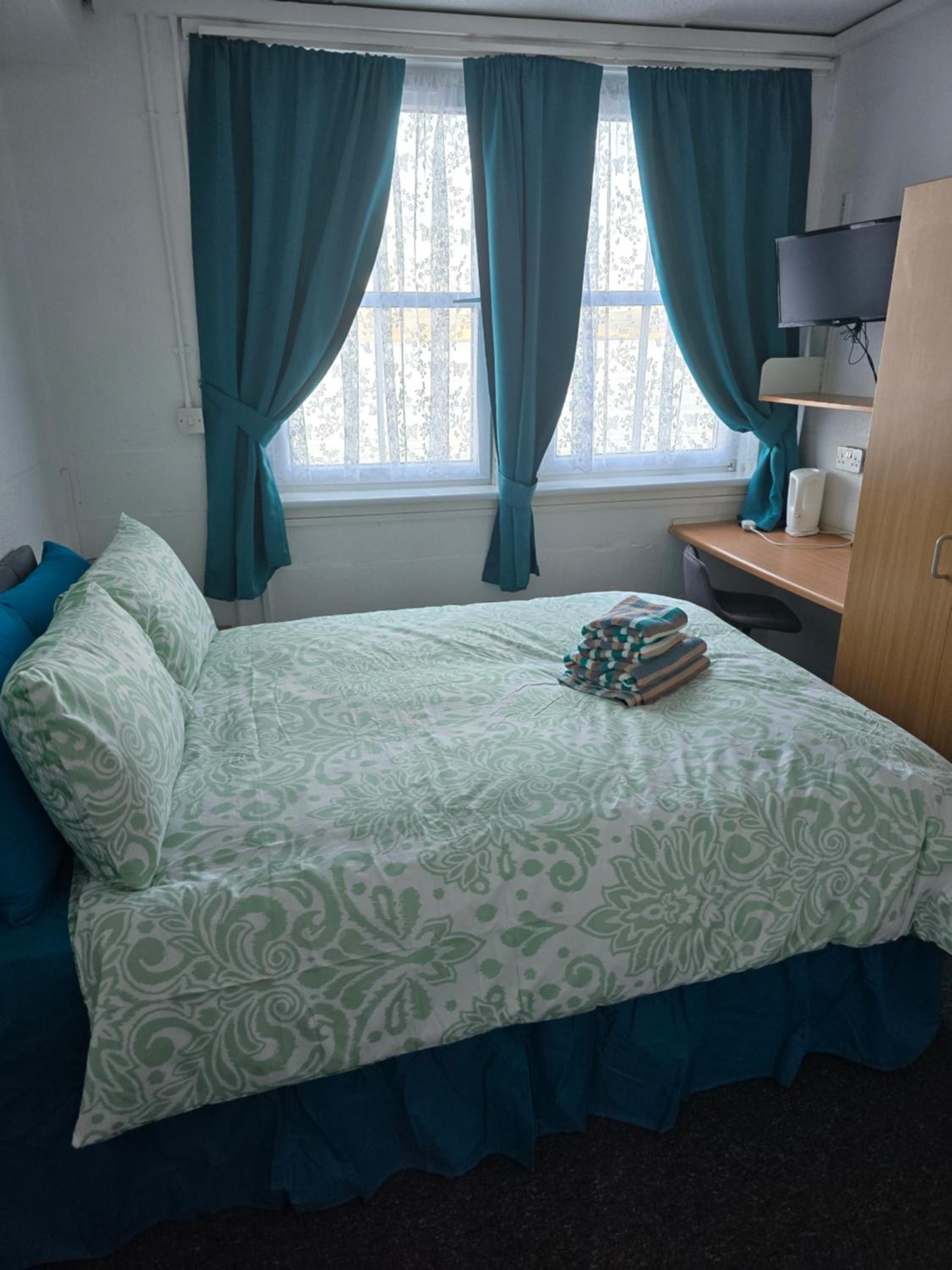 Budget Double Room - Photo 1