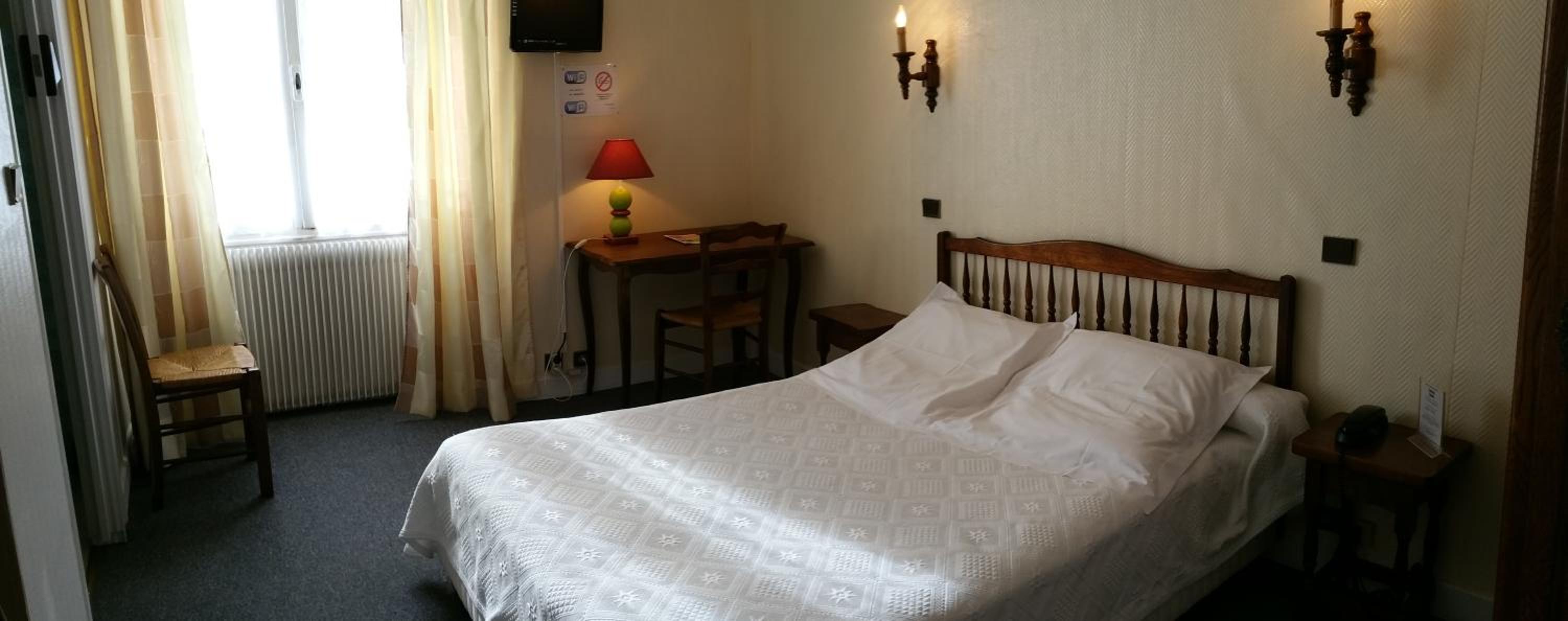 Budget Double Room photo 2