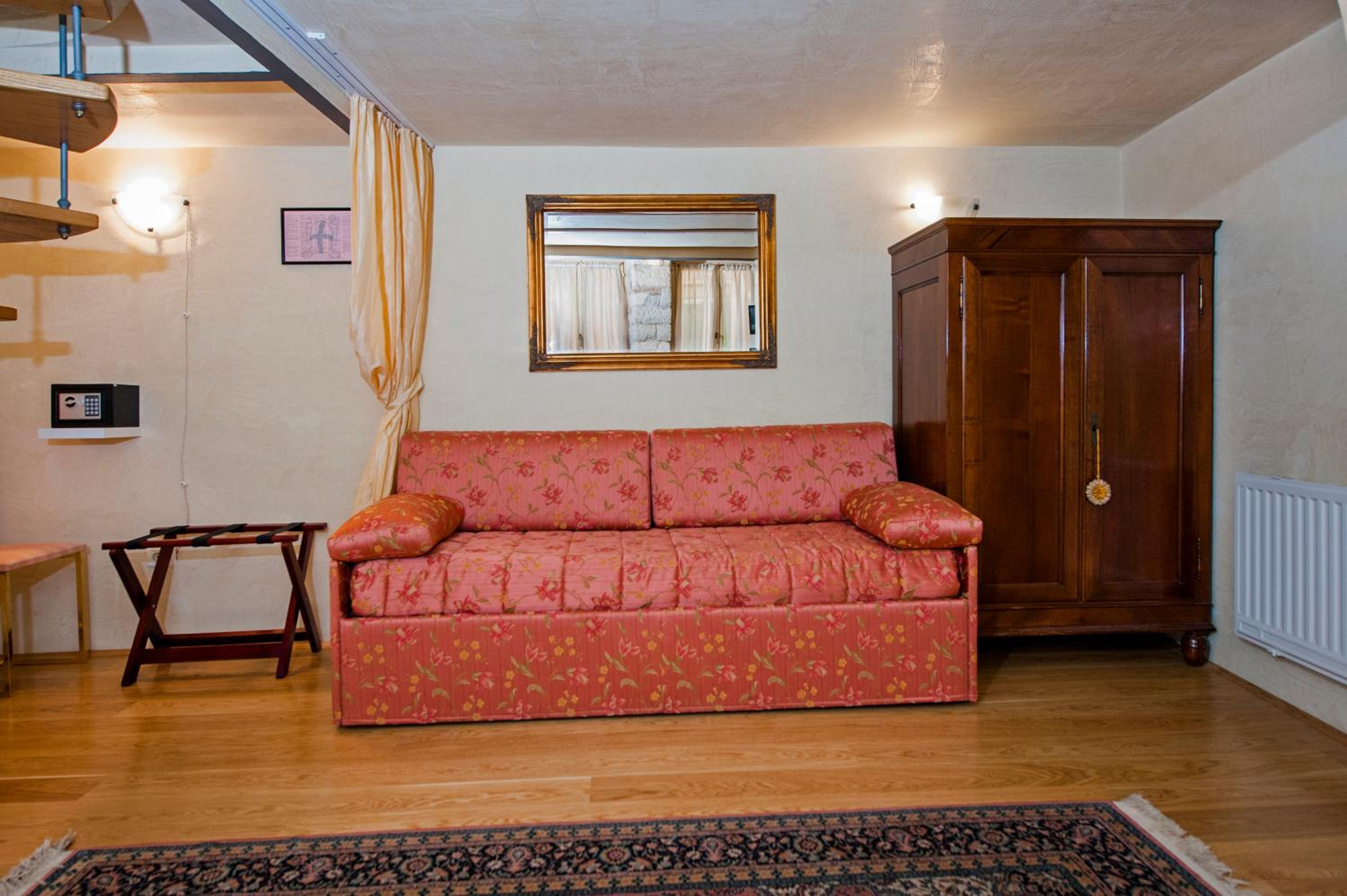 Duplex Apartment - Photo 14