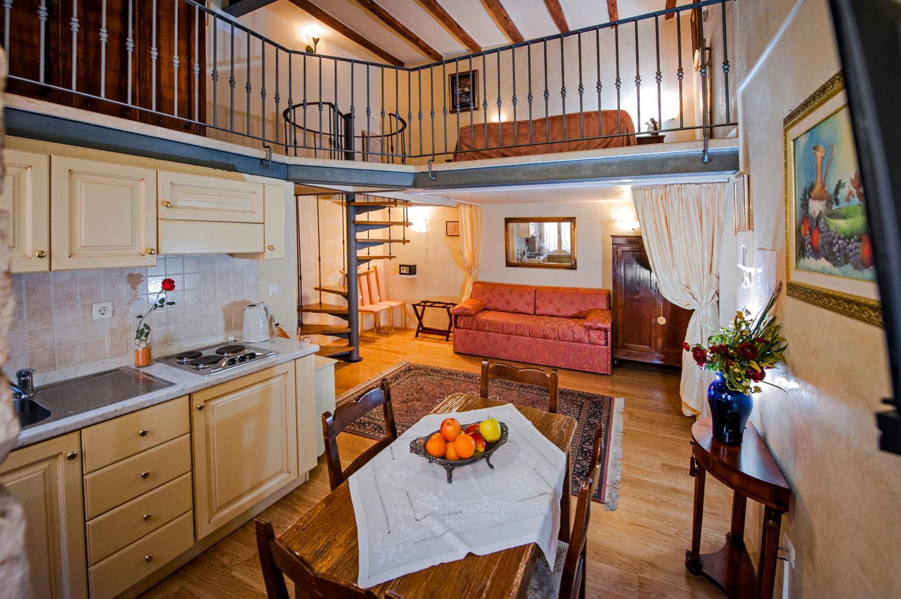 Duplex Apartment - Photo 1