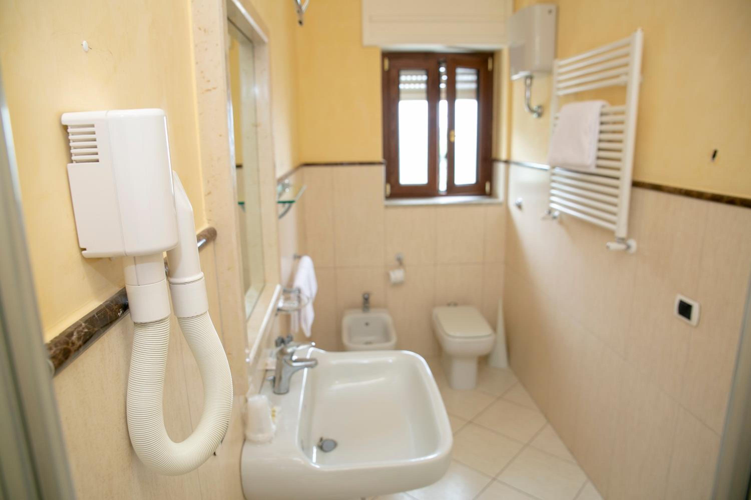Superior Double Room - Photo 10