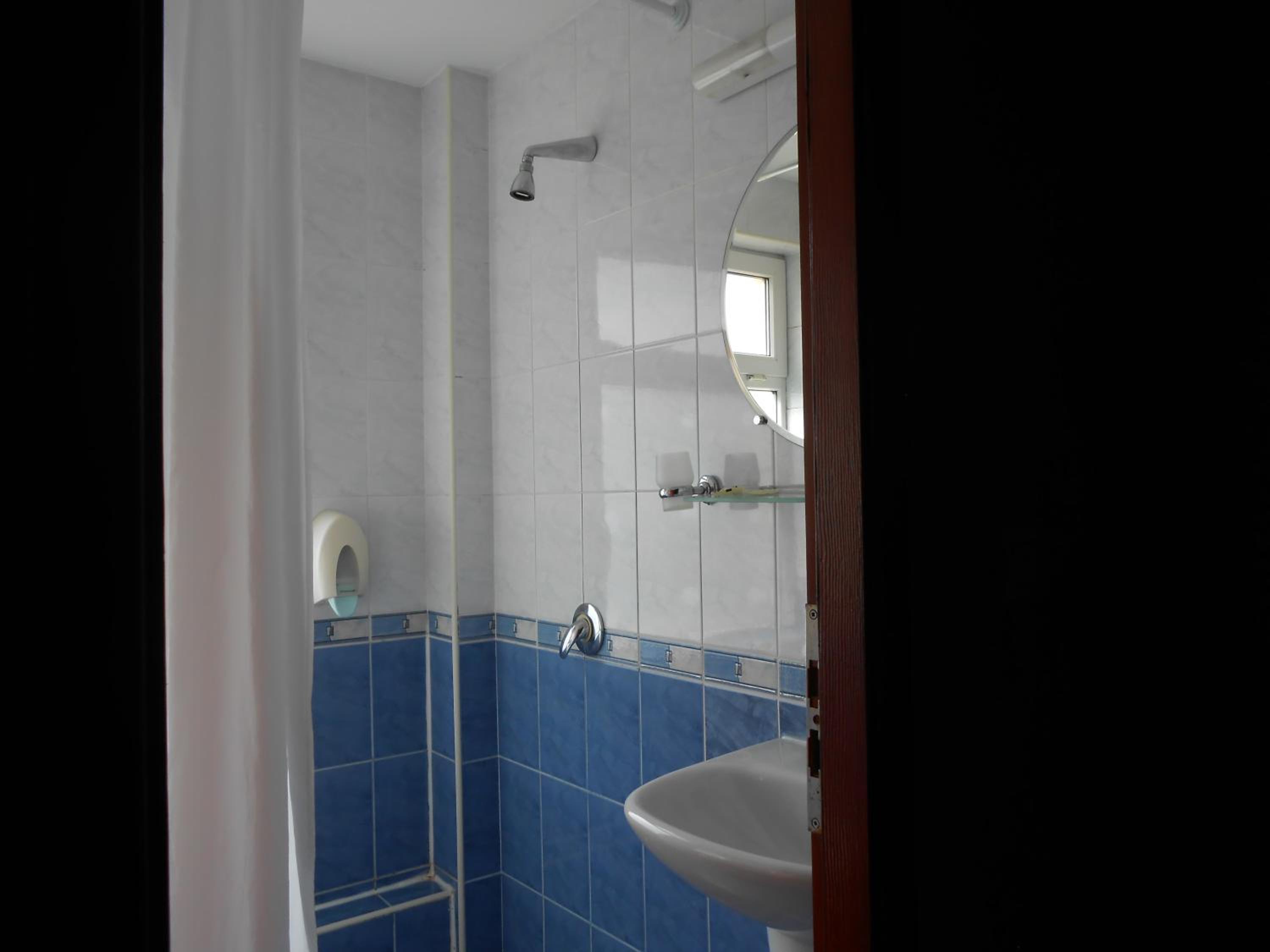 Twin Room with Garden View photo 3
