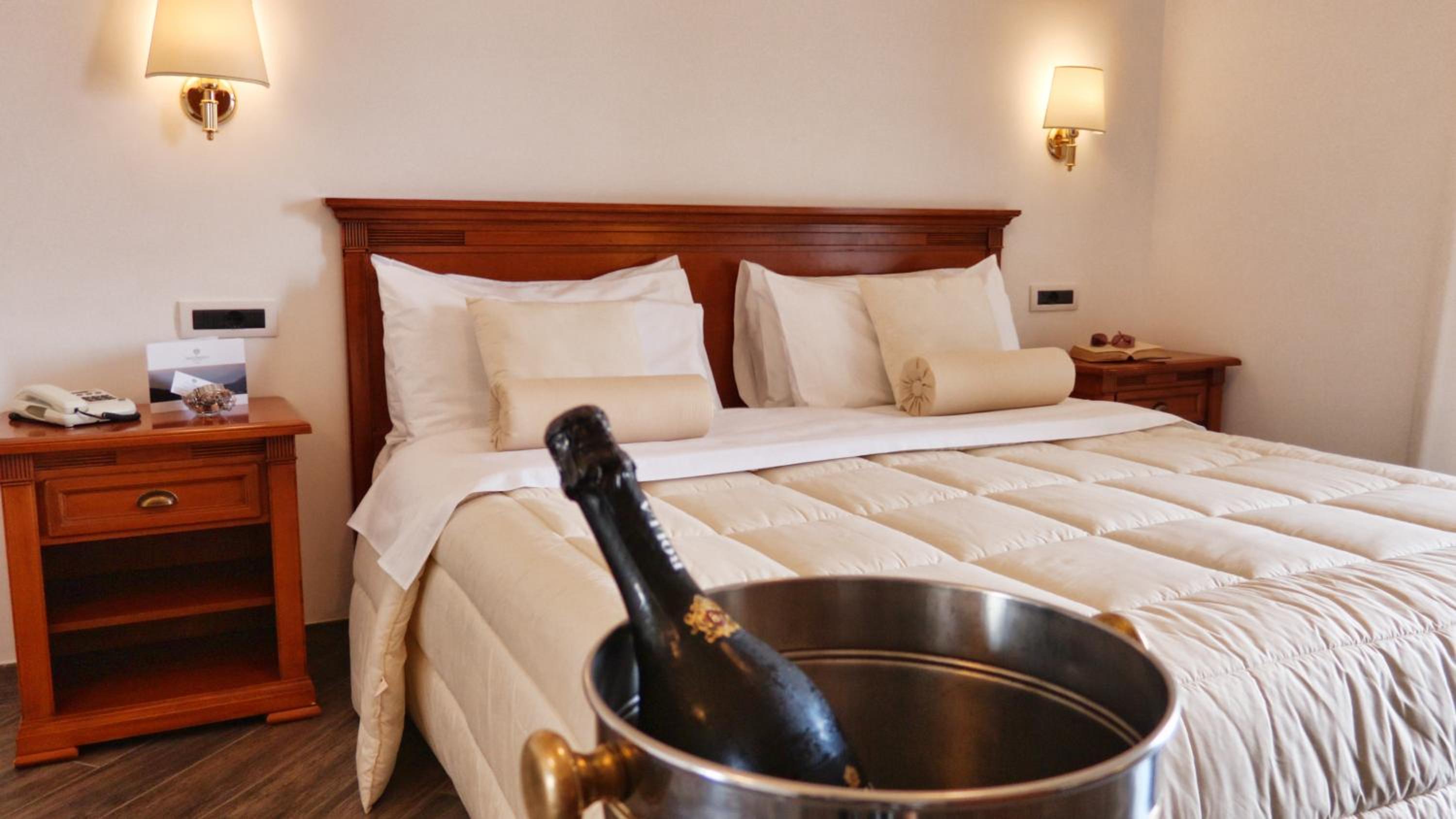 Superior Double Room - Photo 1