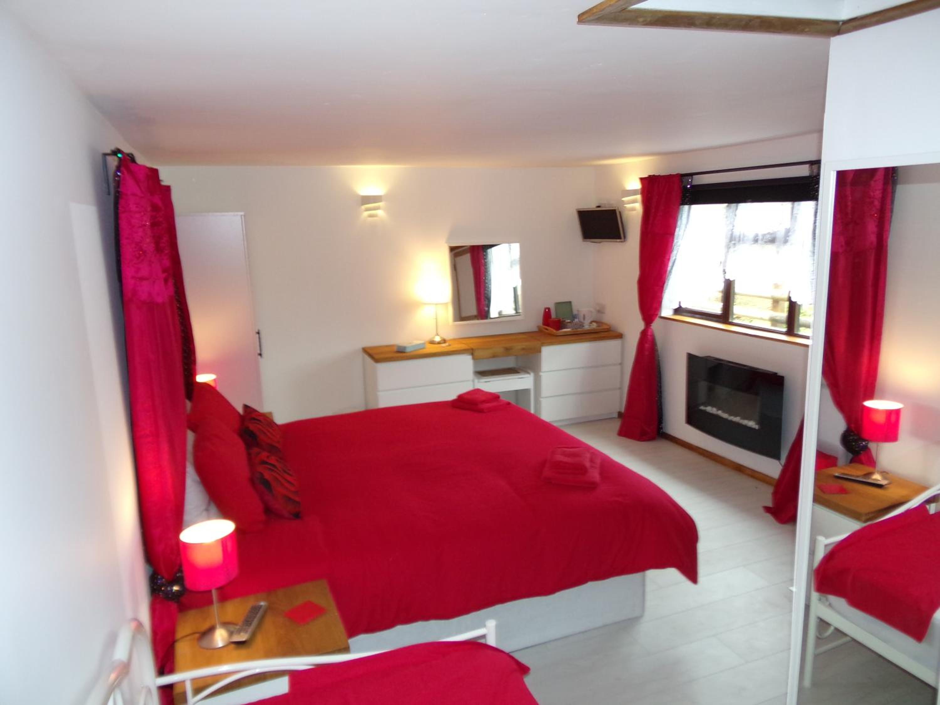 Triple Room with Shower photo 1