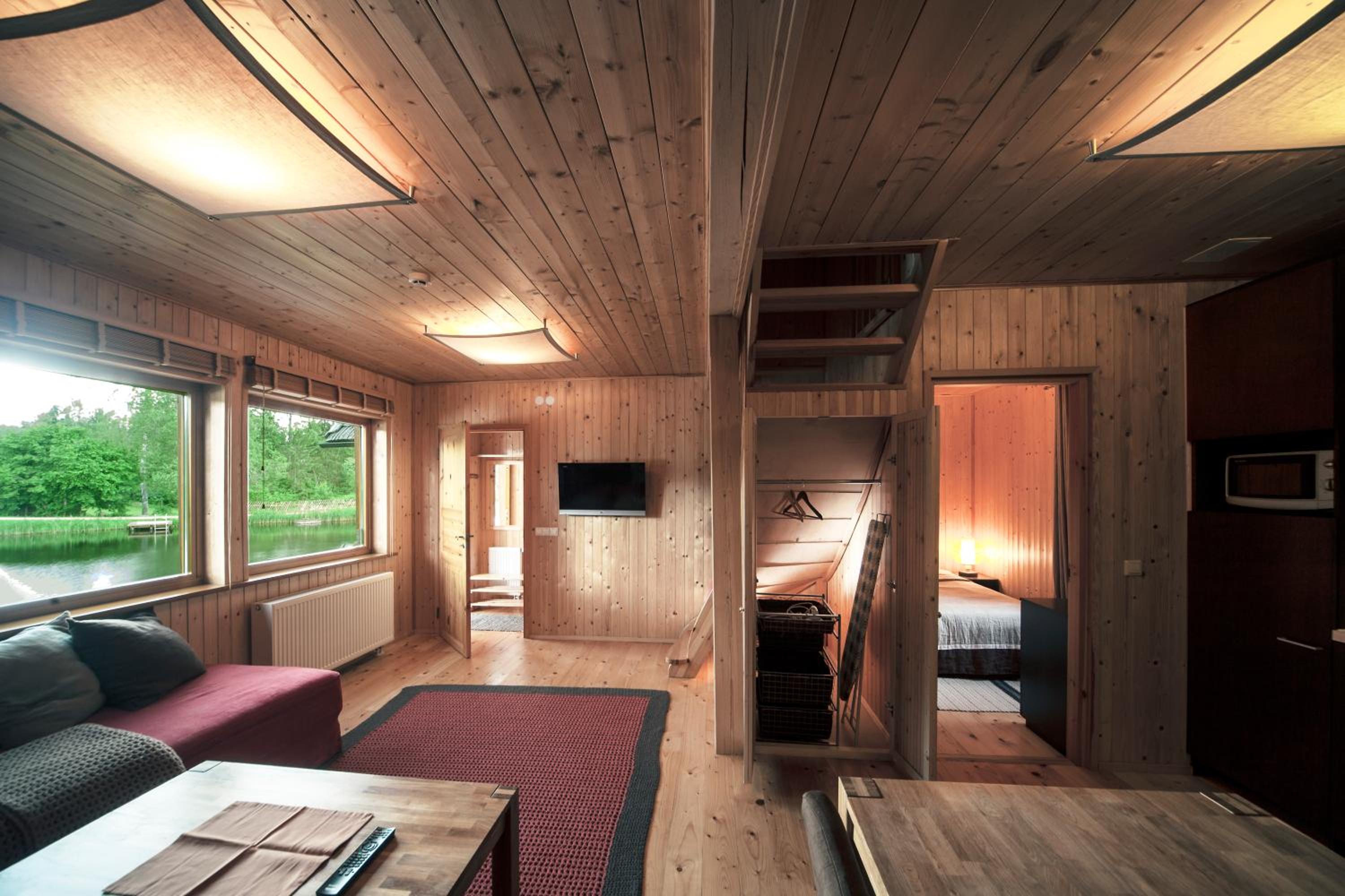 Three-Bedroom Holiday Home #3 (4 Adults)