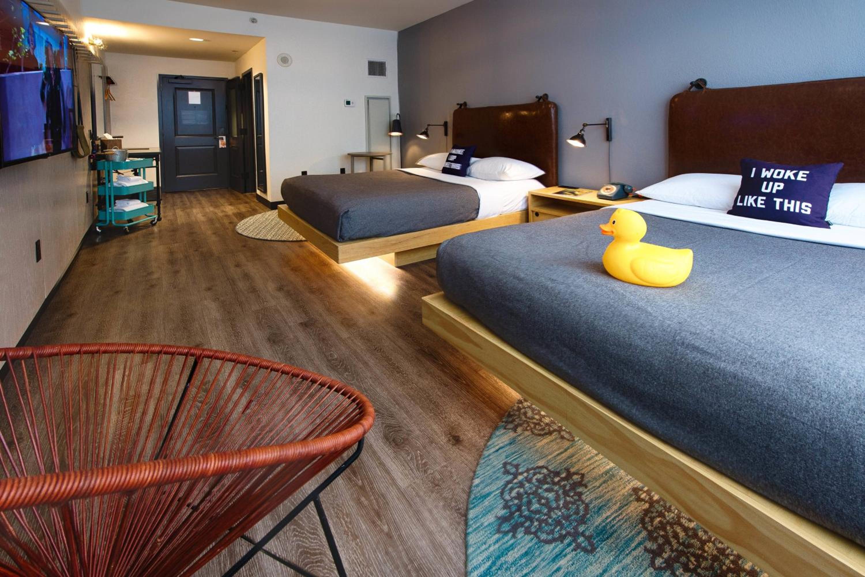 Queen Room with Two Queen Beds and Roll-in Shower - Mobility Accessible - Photo 2