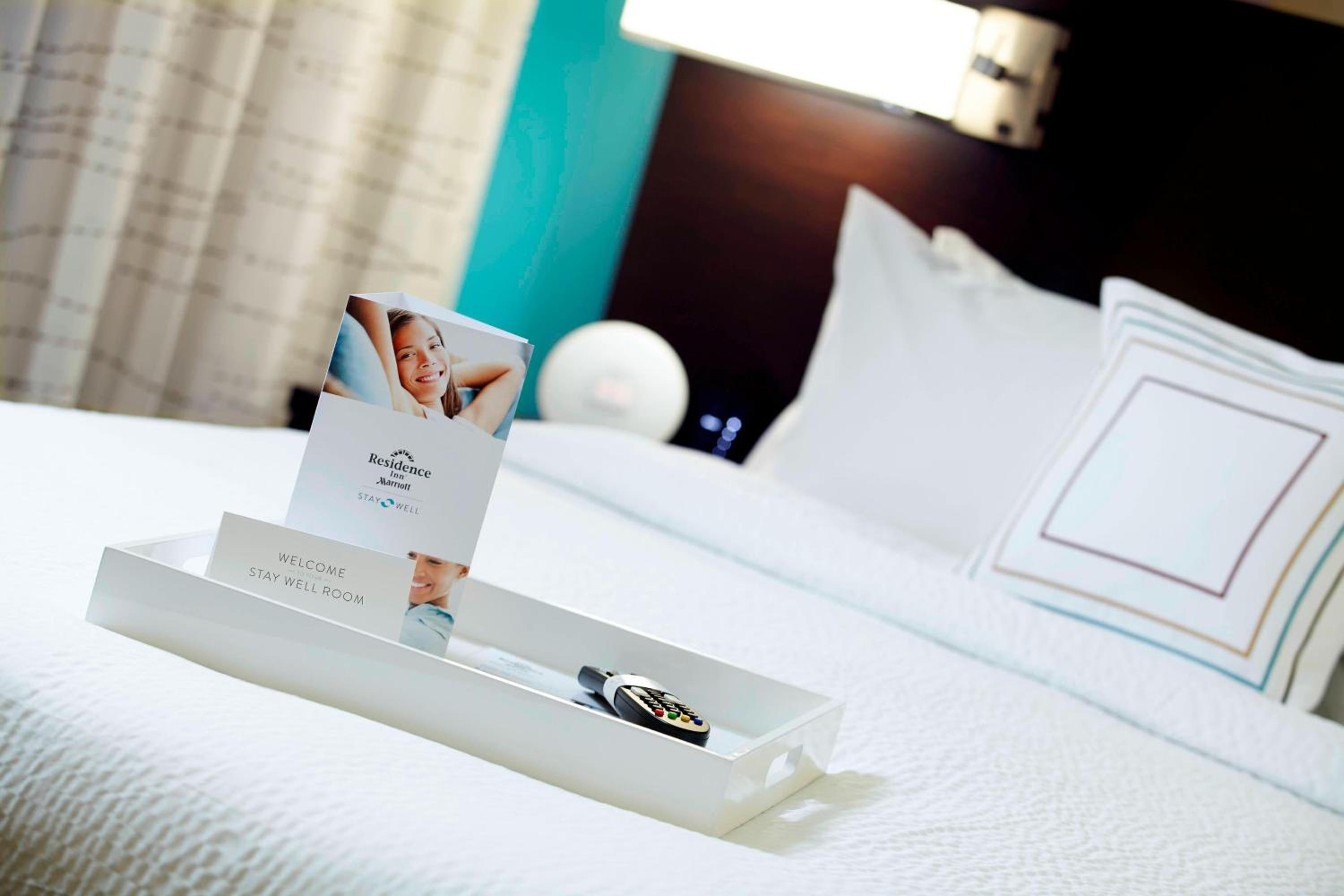 Enhanced One-Bedroom King Suite with Sofa Bed and Tub - Mobility Accessible
