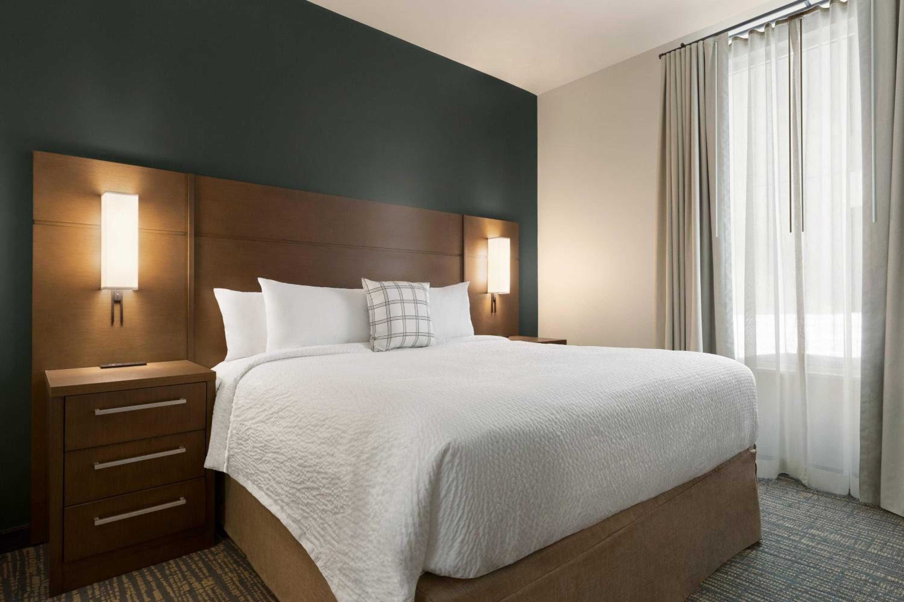 One-Bedroom King Suite  - Photo 5