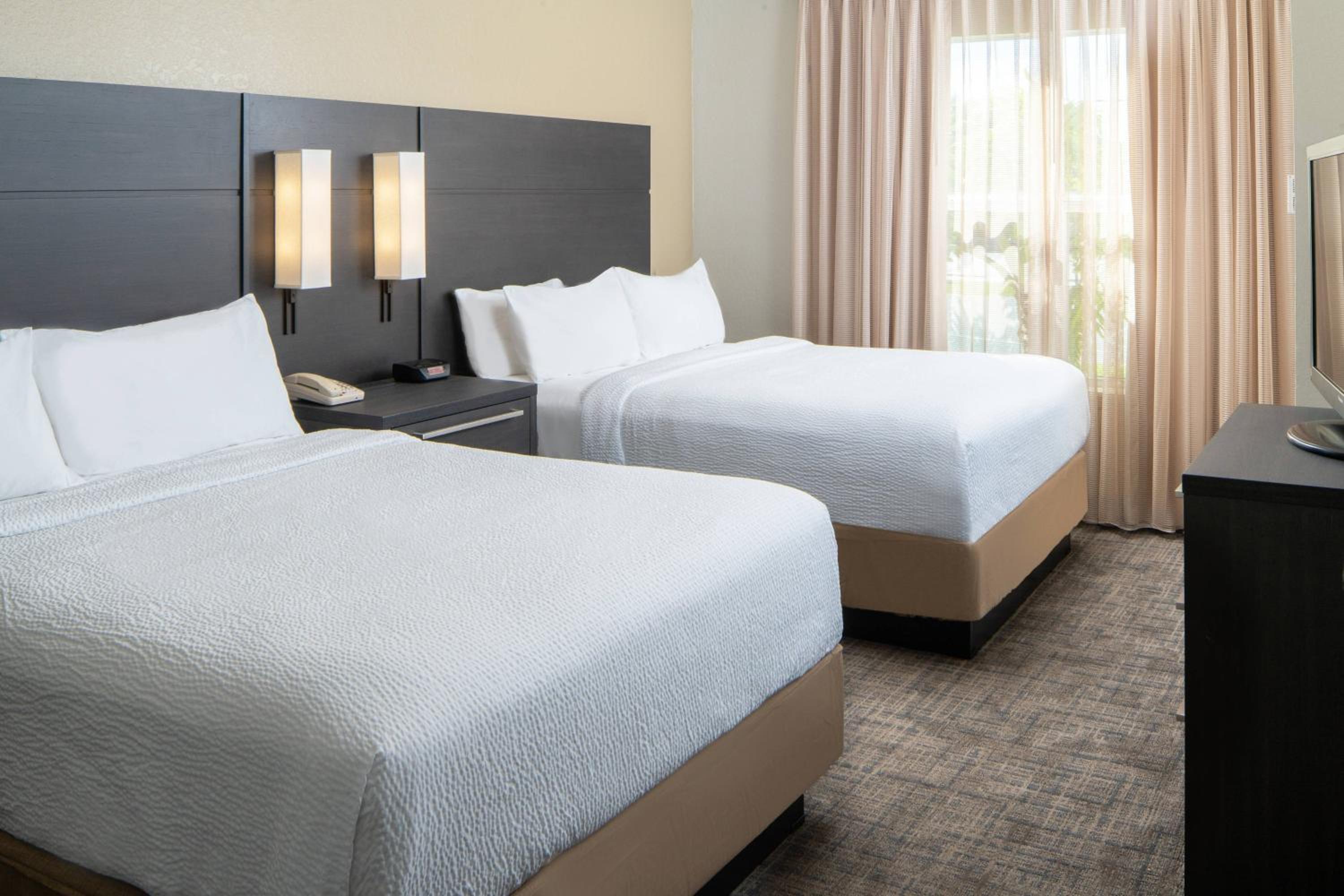 King Room with Balcony and Ocean View, - Mobility and Hearing Accessible/Roll-in Shower