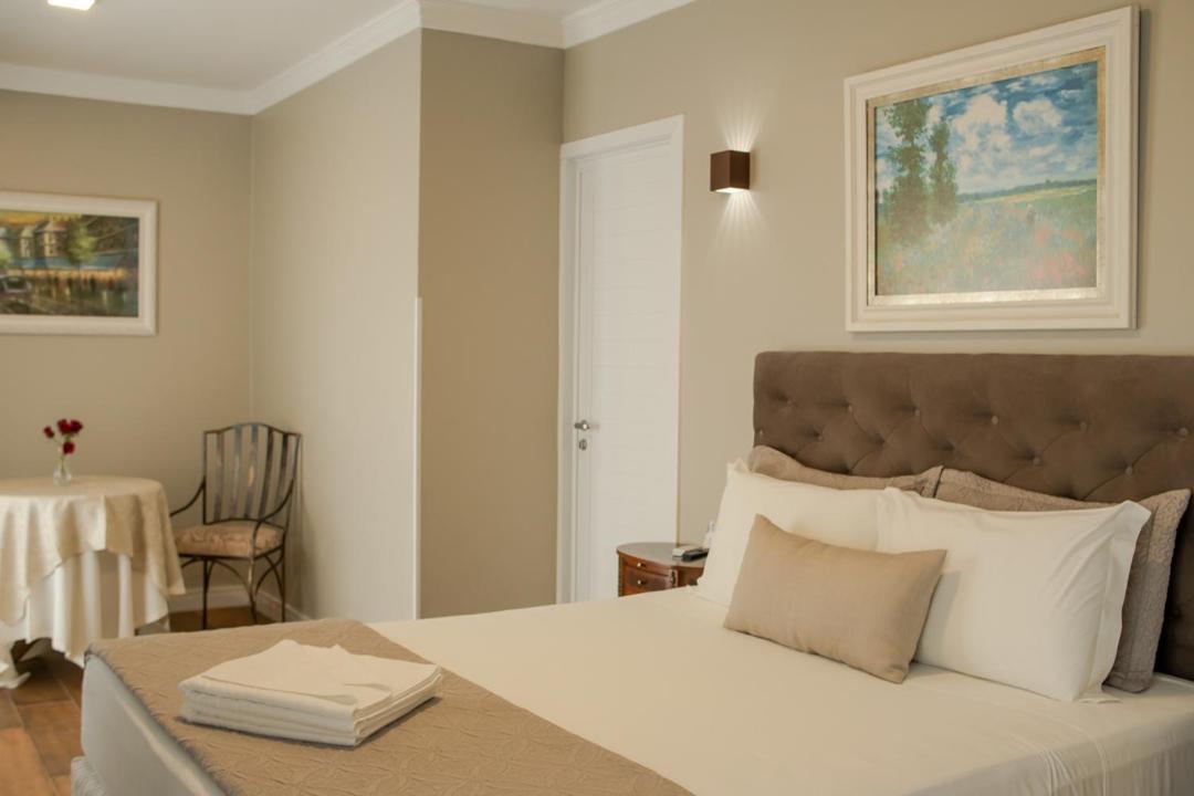 Suite with Lake View photo 1