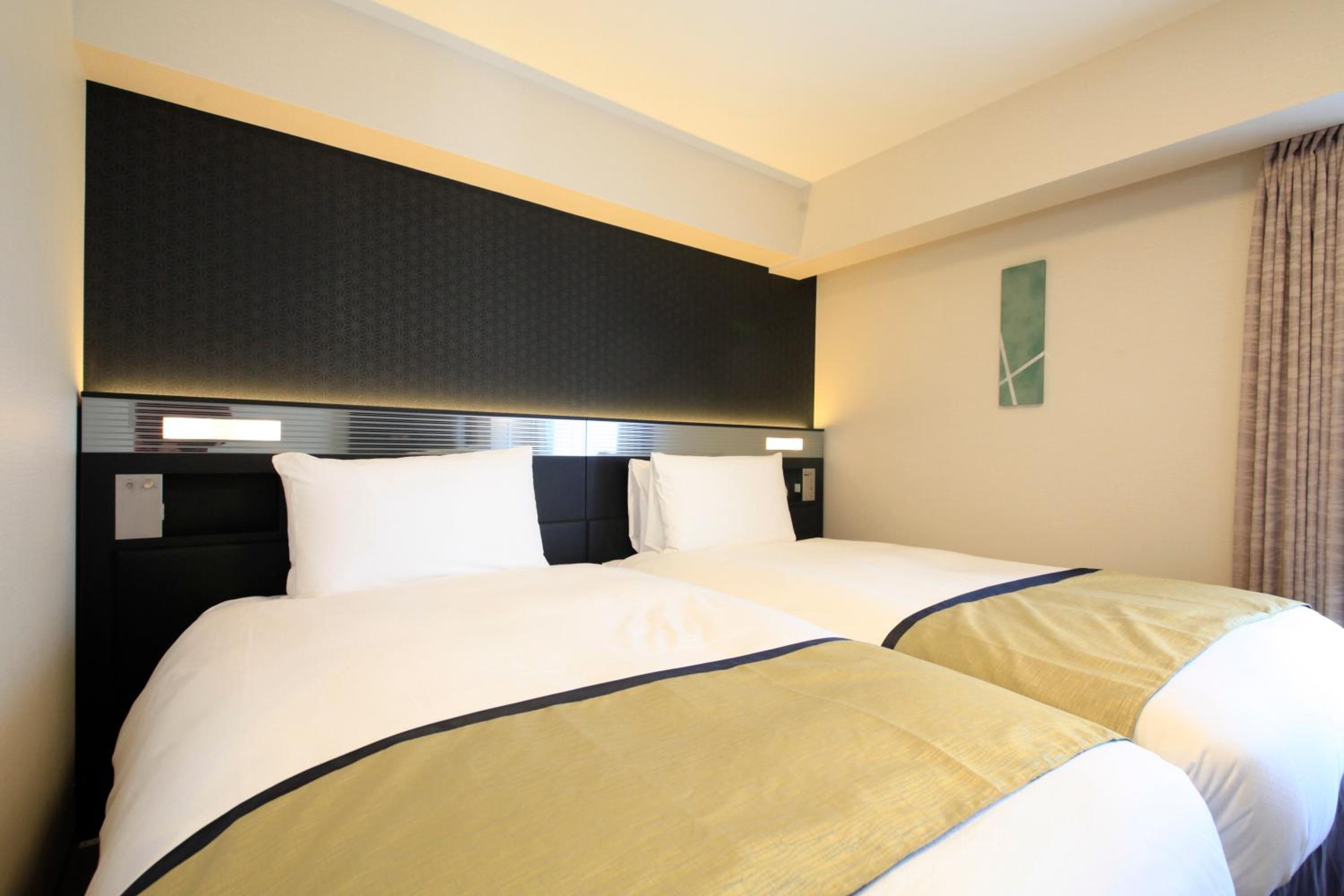 Standard Twin Room - Non-Smoking - Photo 2