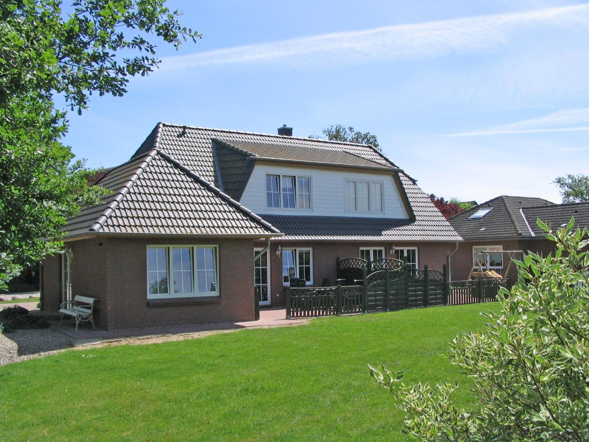 Two-Bedroom House (4 Adults) photo 2