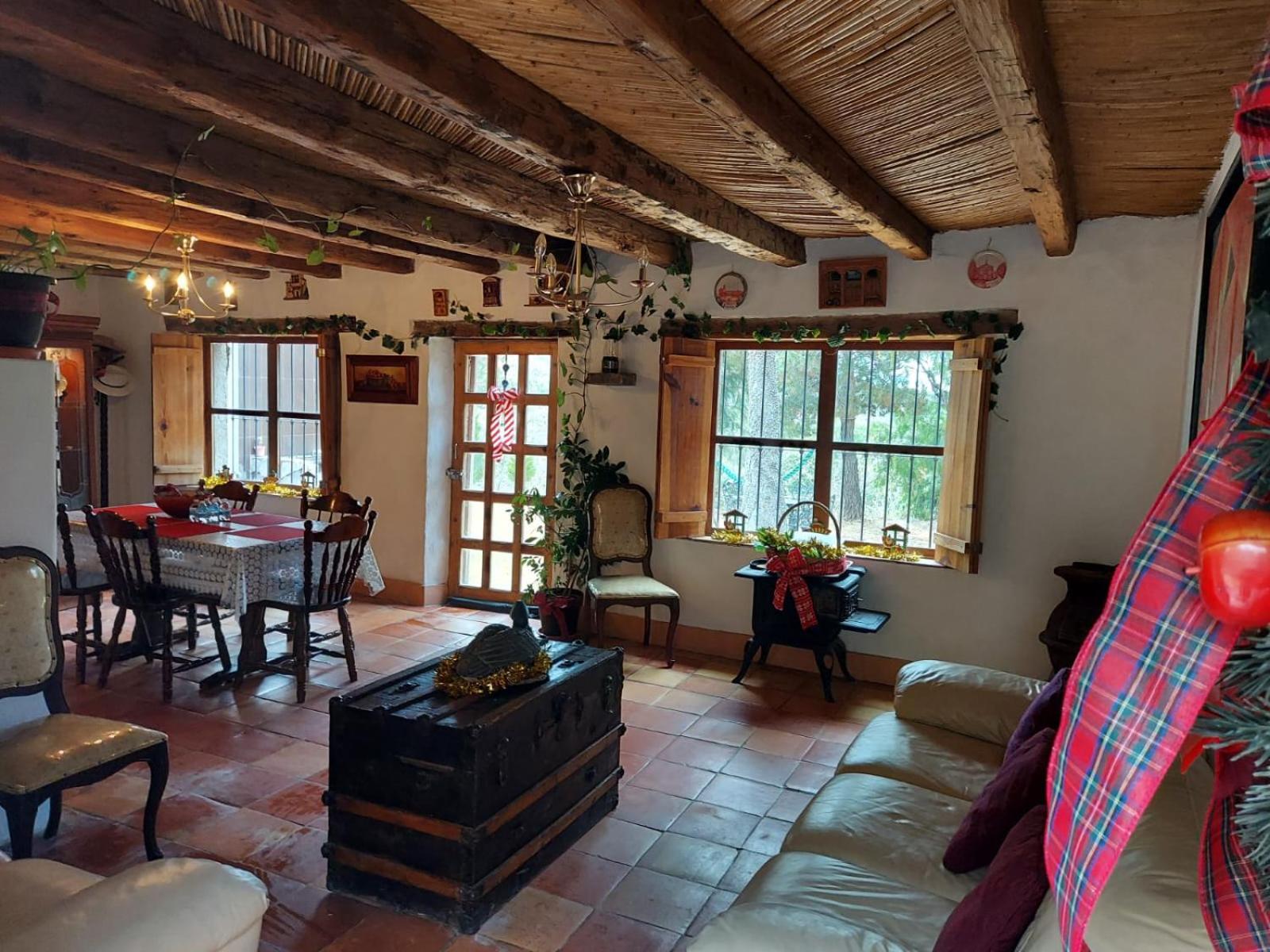 Four-Bedroom House photo 2