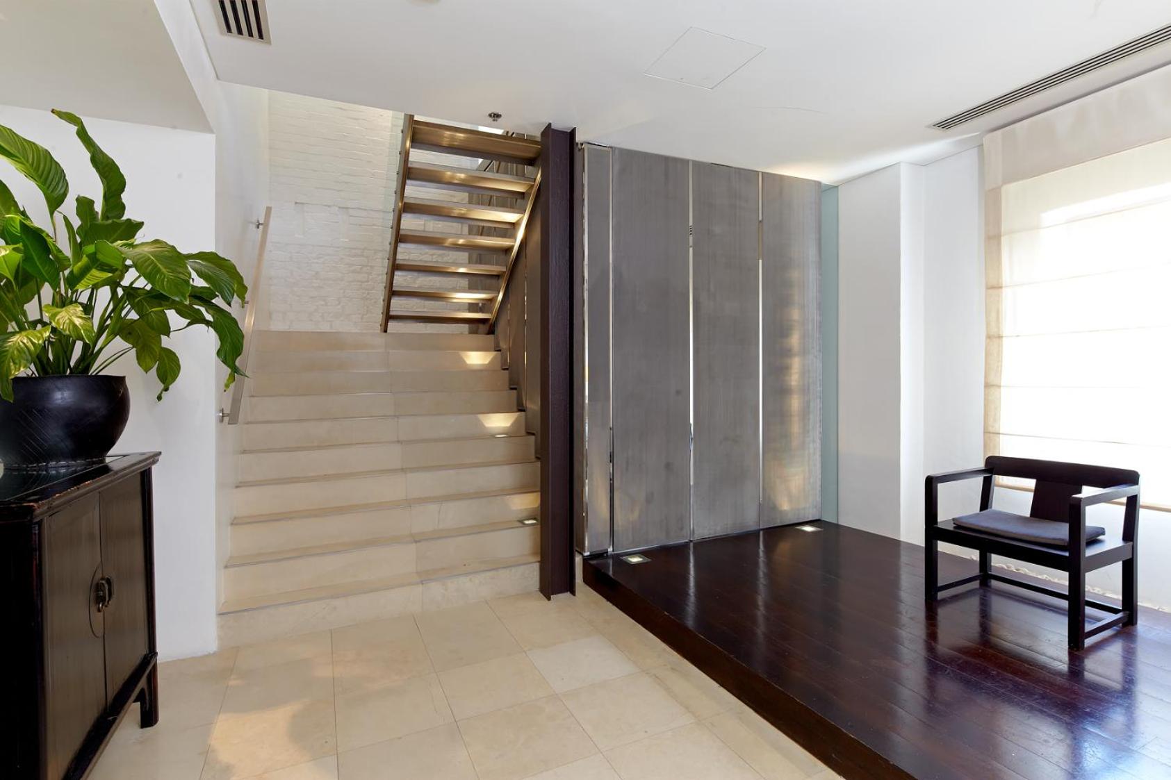 Loft Suite thumbnail 5