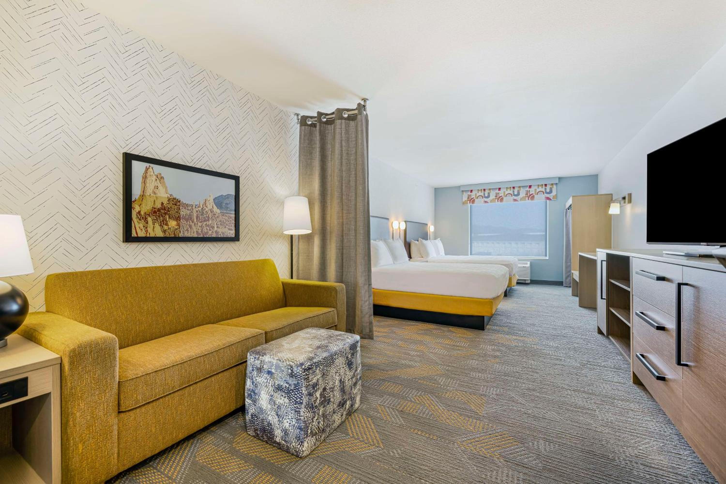 Studio Suite with Two Queen Beds