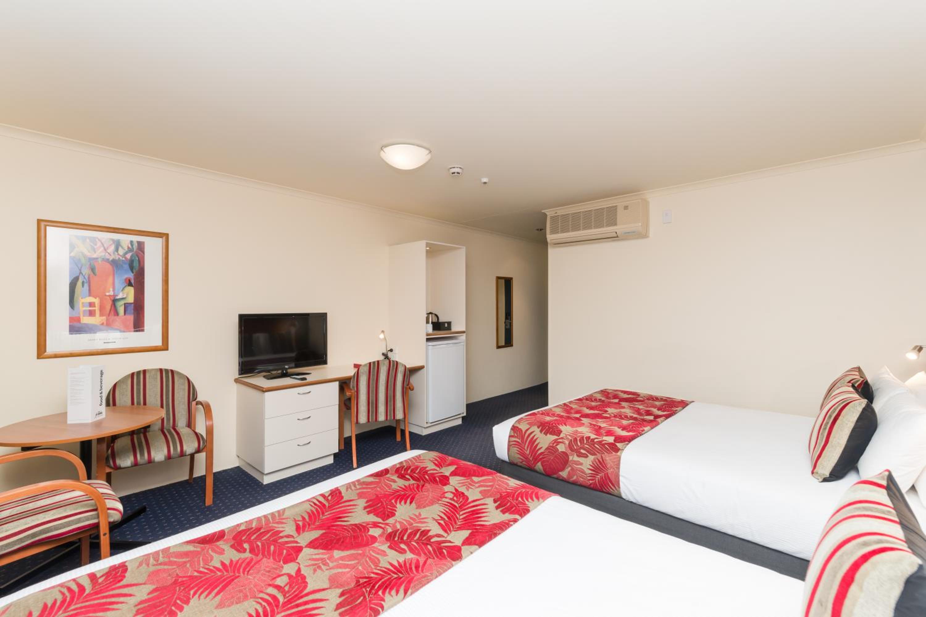 Superior Studio with Two Queen Beds - Photo 1
