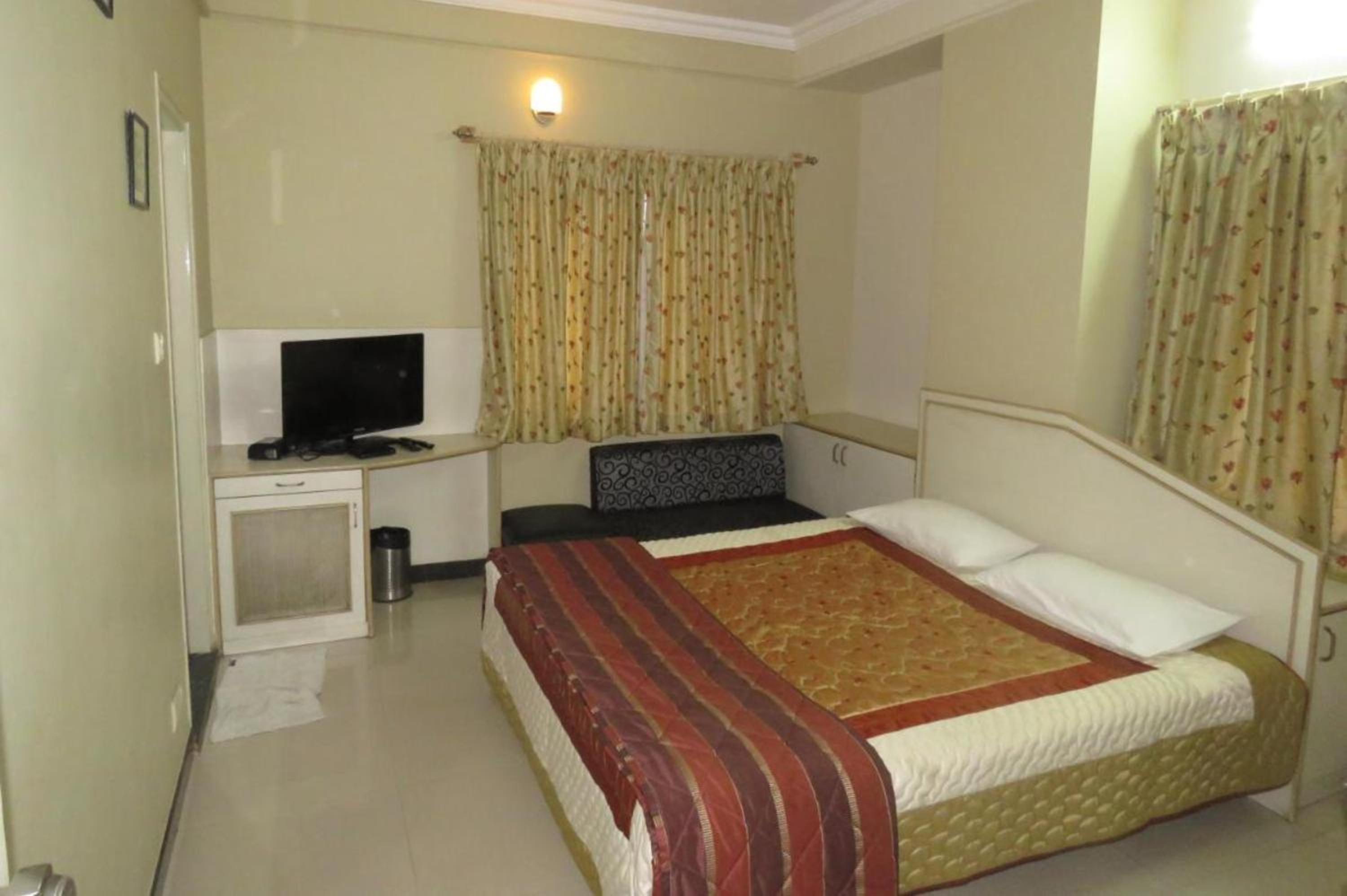 Economy Single Room