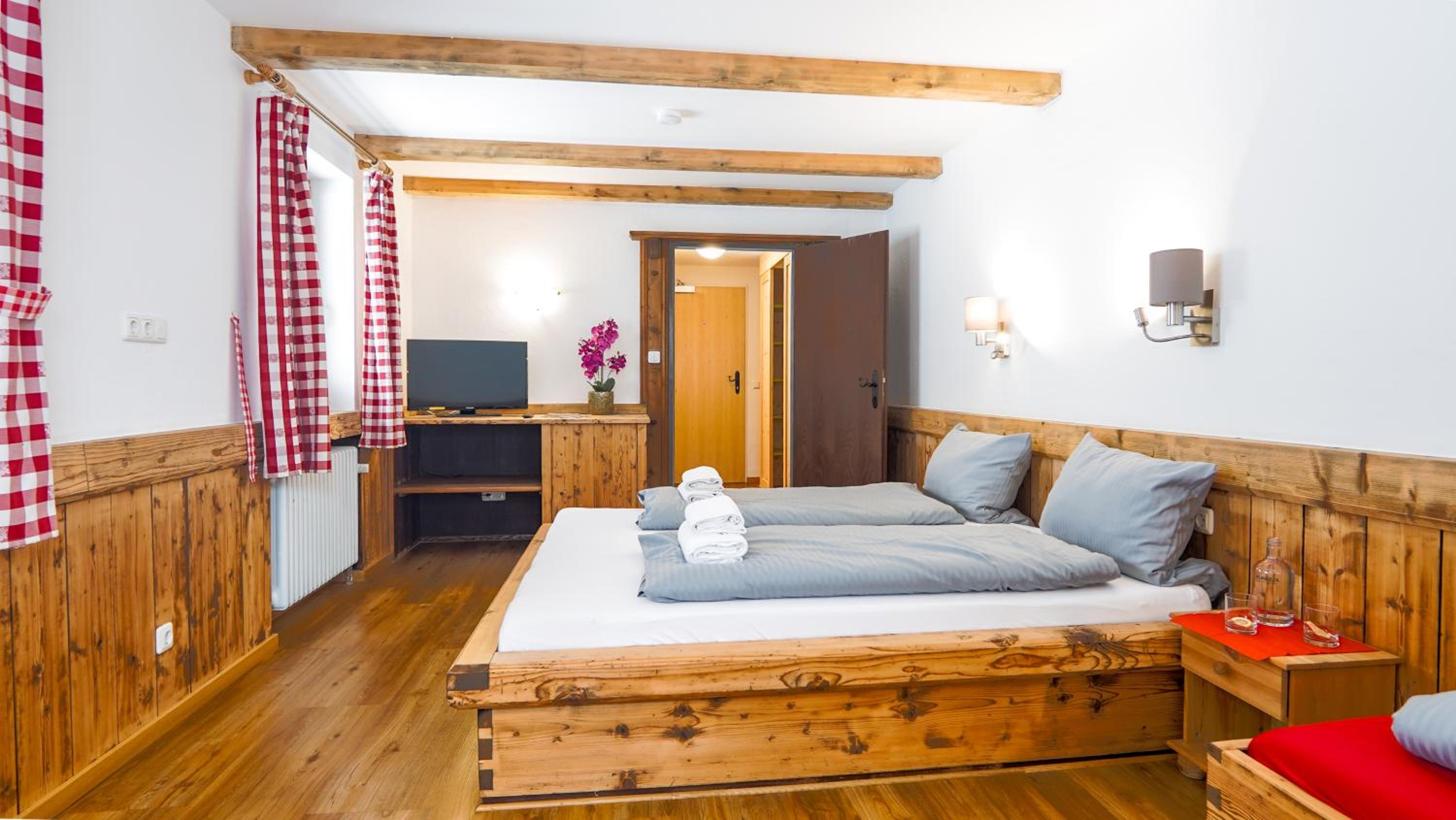 Large Twin Room