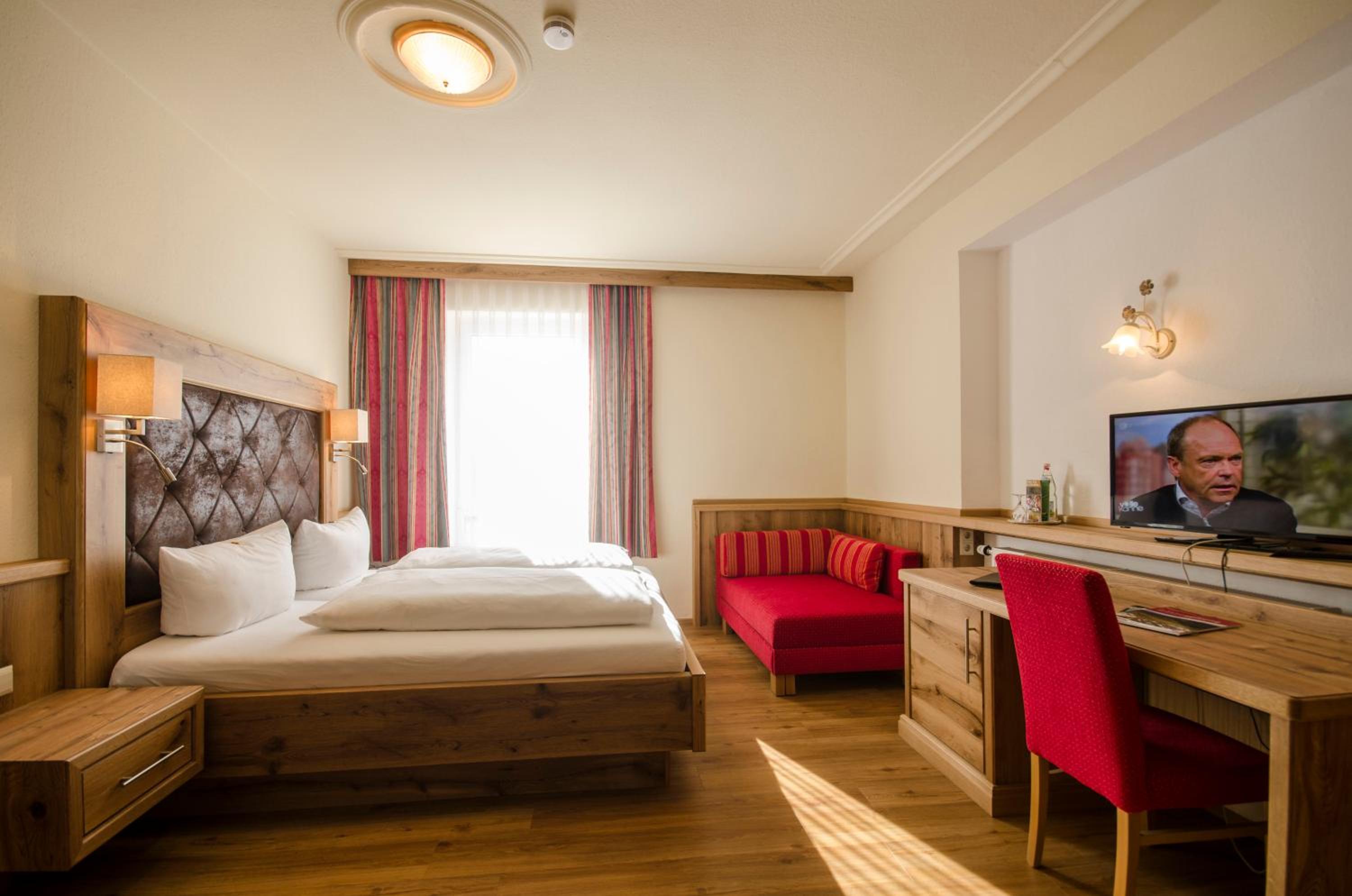 Double Room - Photo 2