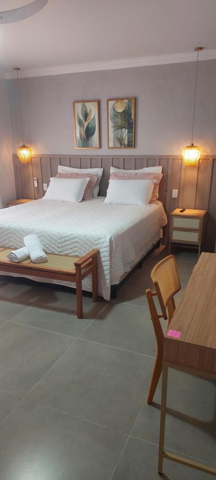 King Suite with Balcony photo 3