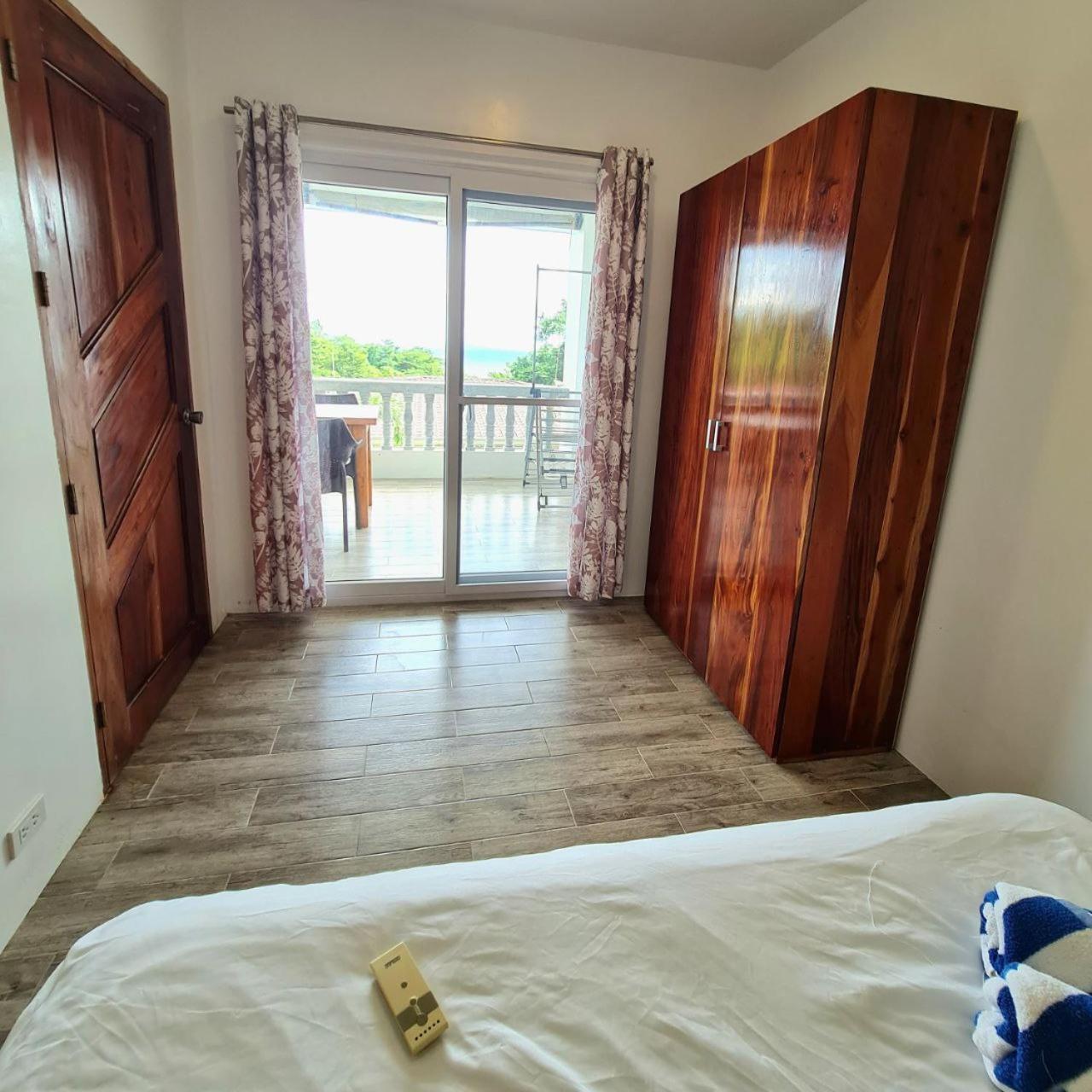 Apartment with Sea View photo 3