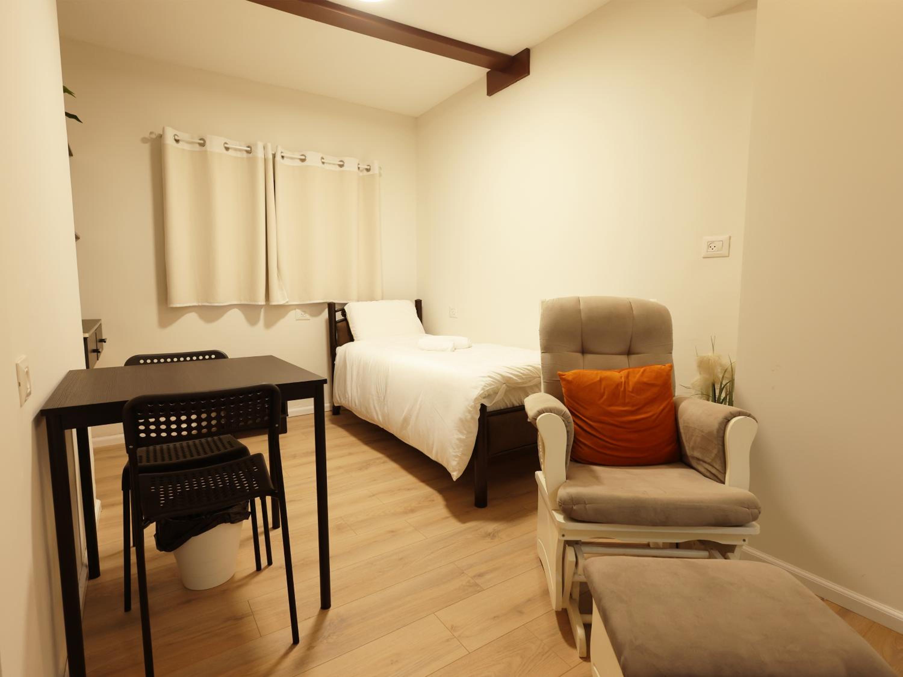 Family Triple Room - Photo 2
