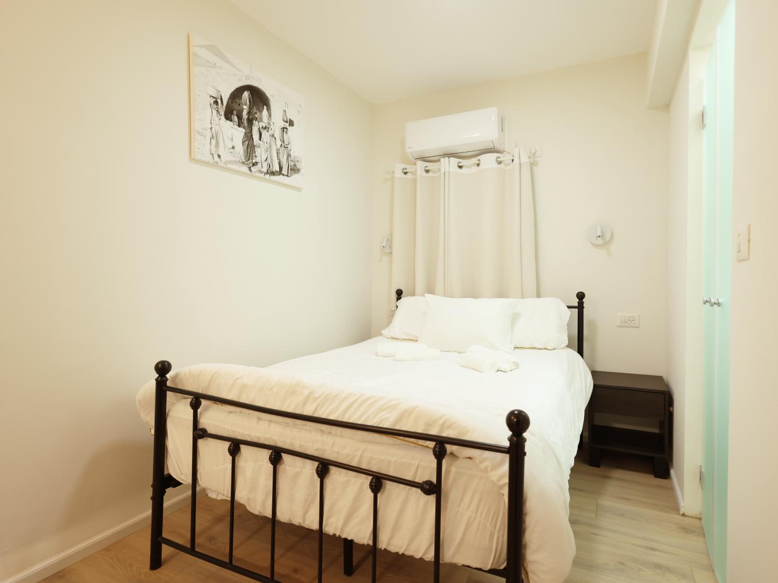 Family Triple Room - Photo 3