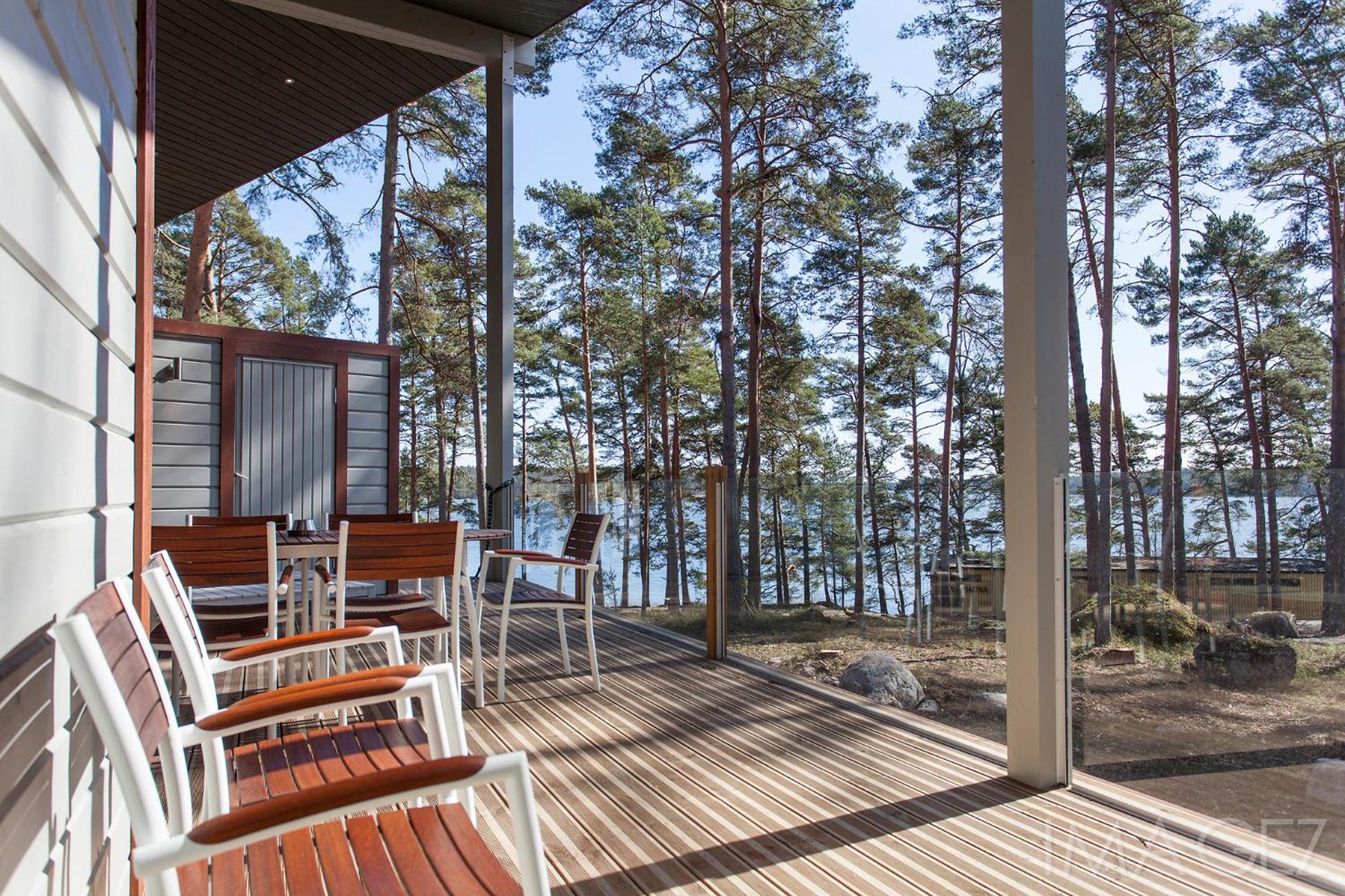 2 Bedroom Apartment with Sea View and Sauna  photo 2