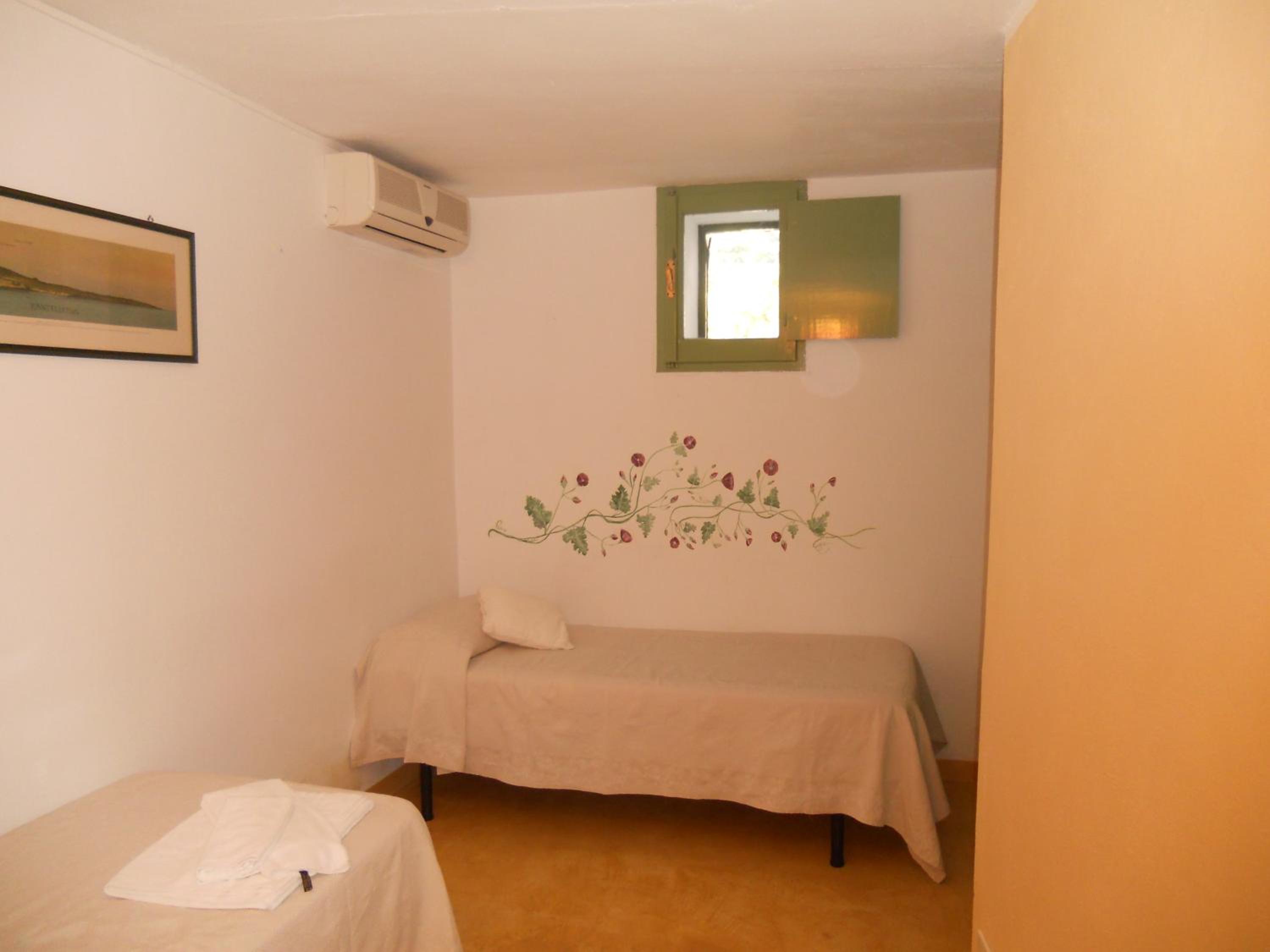 Three-Bedroom Villa photo 3