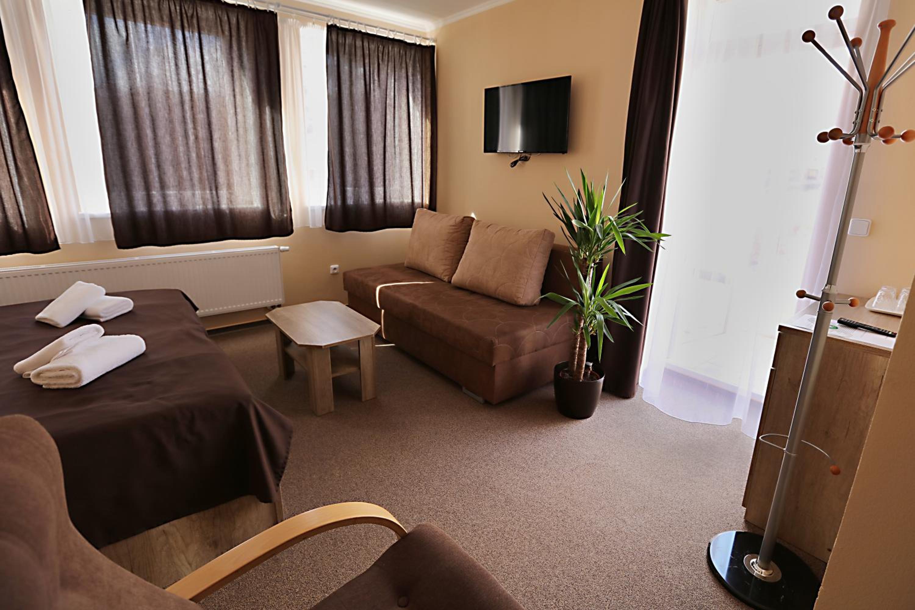 Double Room - Photo 4