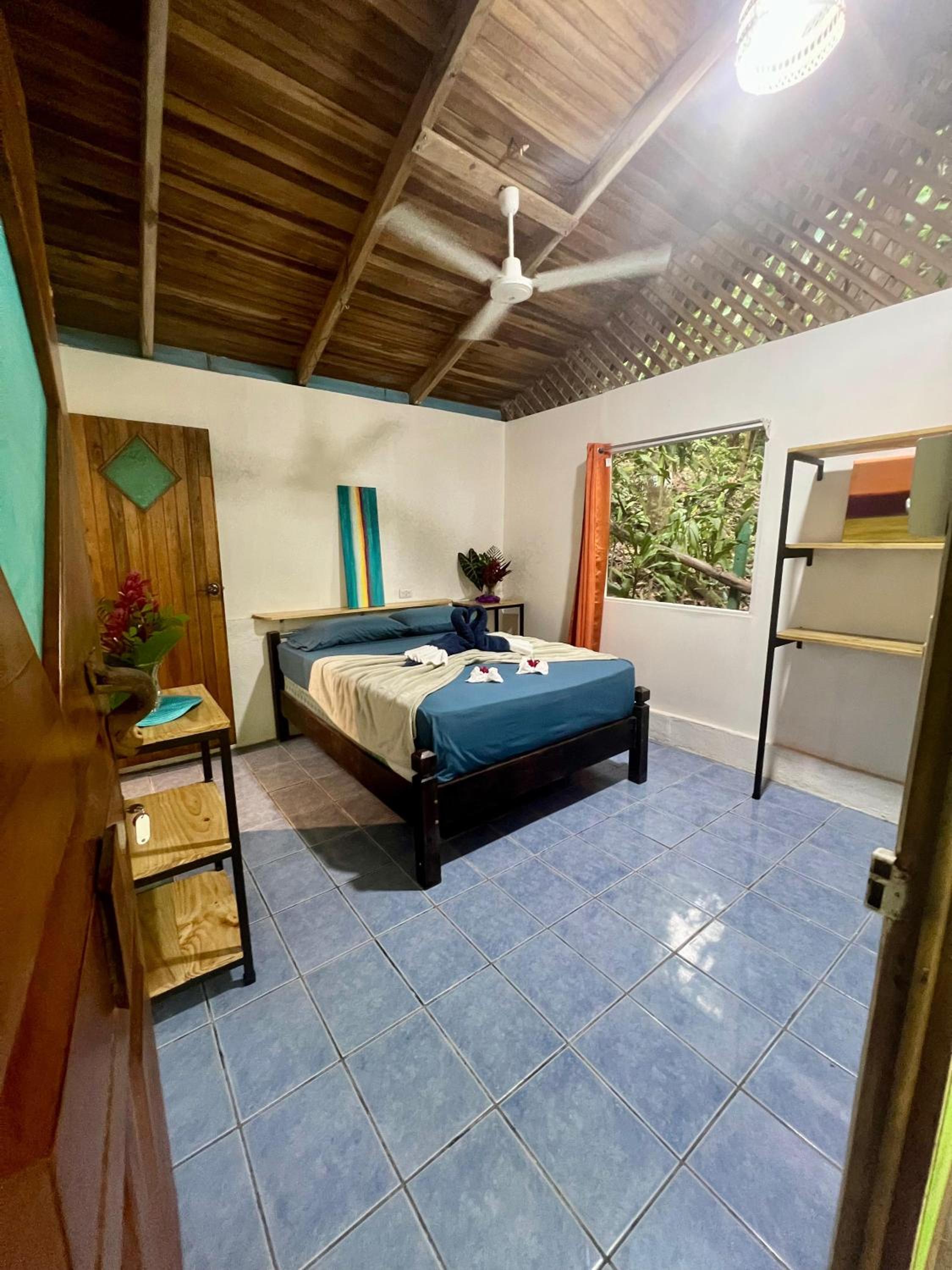Double Room with Private Bathroom photo 2
