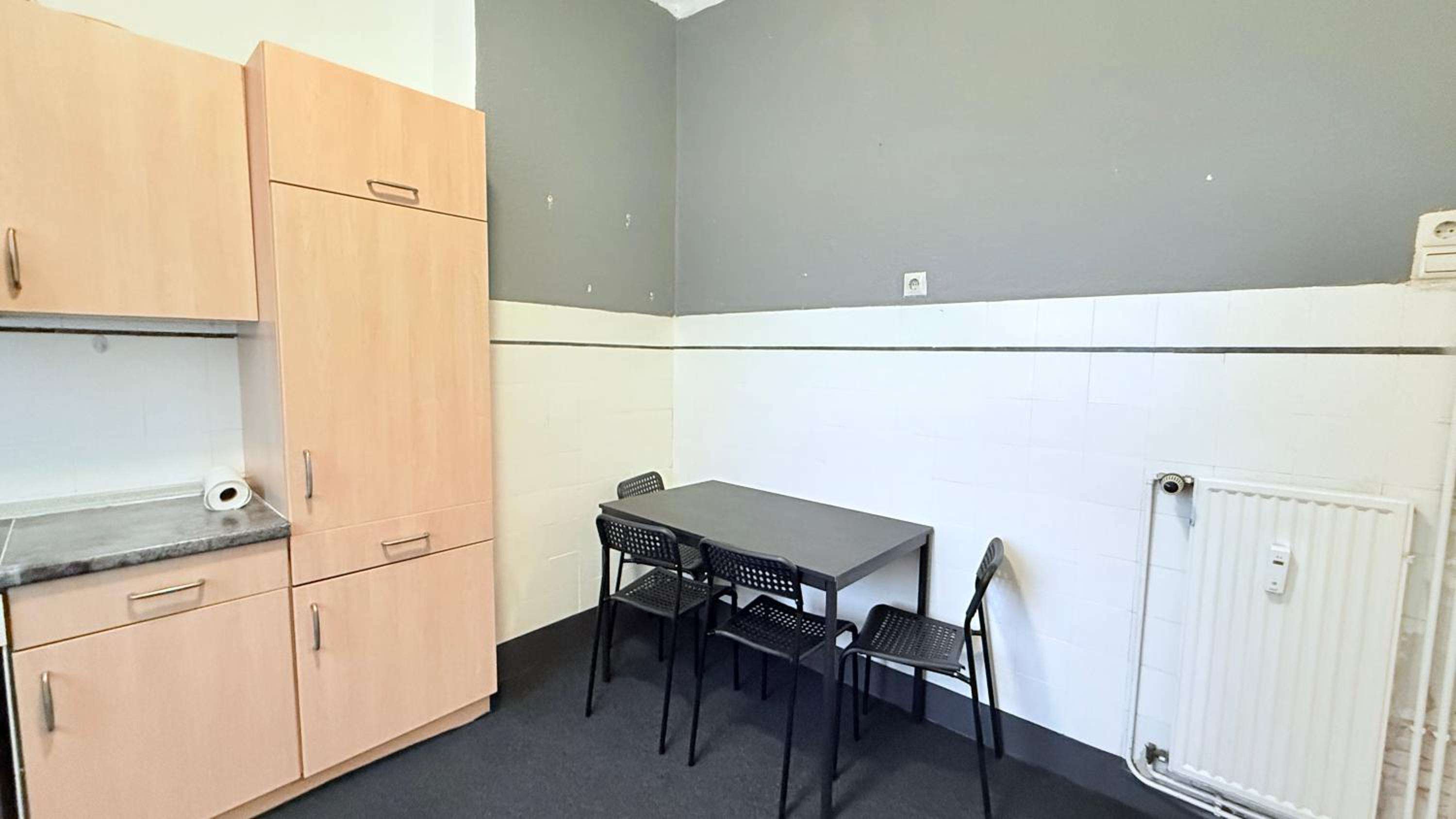Two-Bedroom Apartment with Balcony photo 3