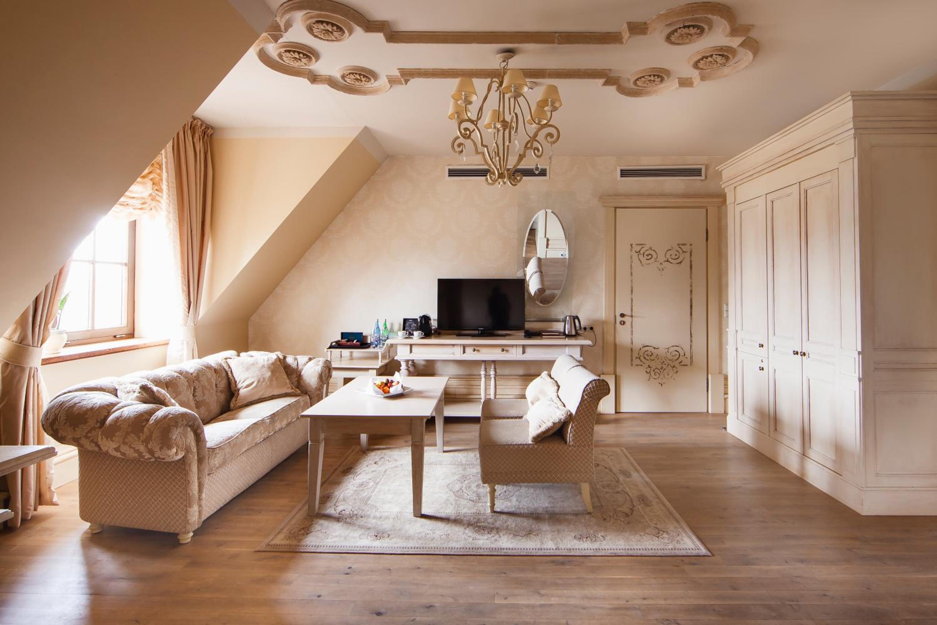 Family Suite - Photo 6