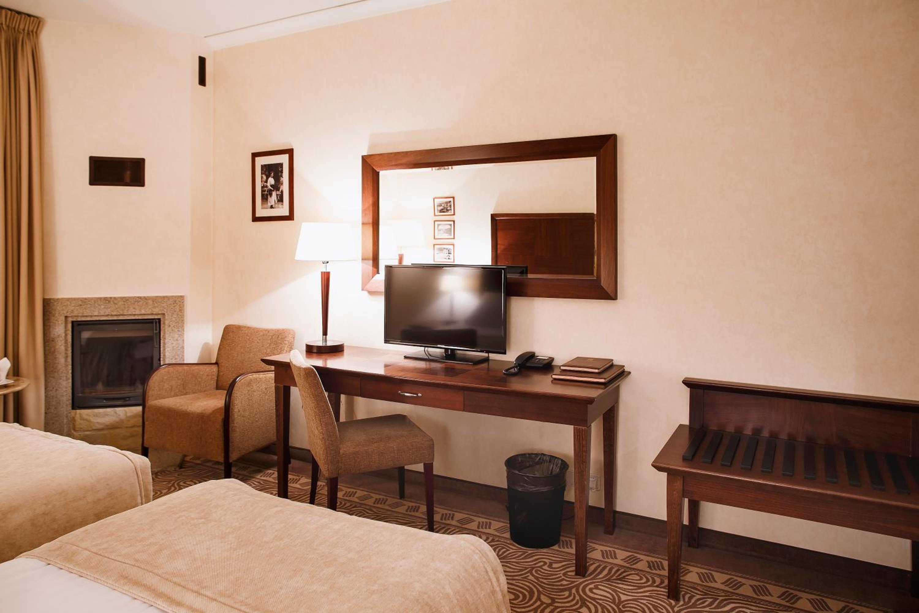 Classic Twin Room - Photo 5
