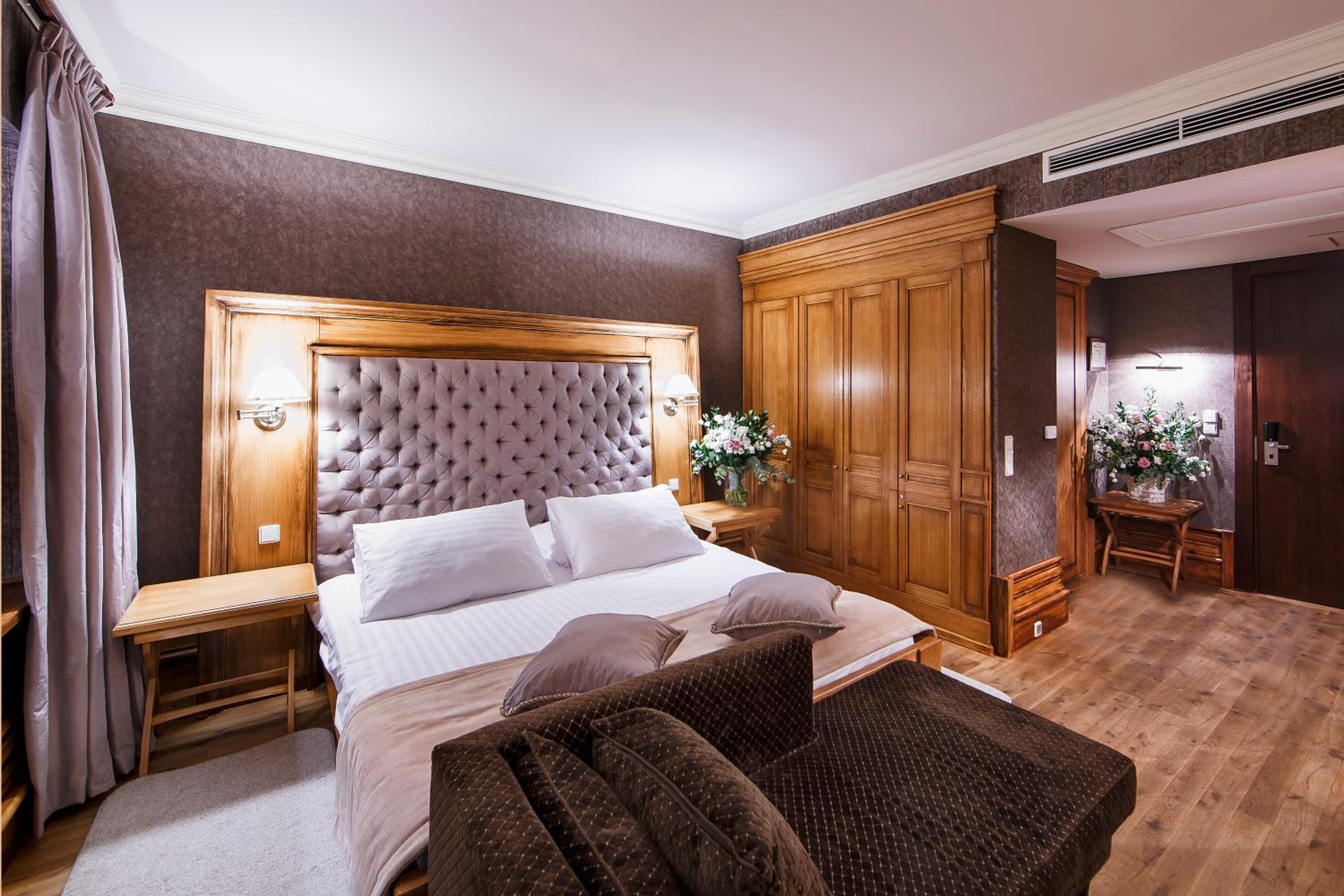 Deluxe Double or Single Room - Photo 13