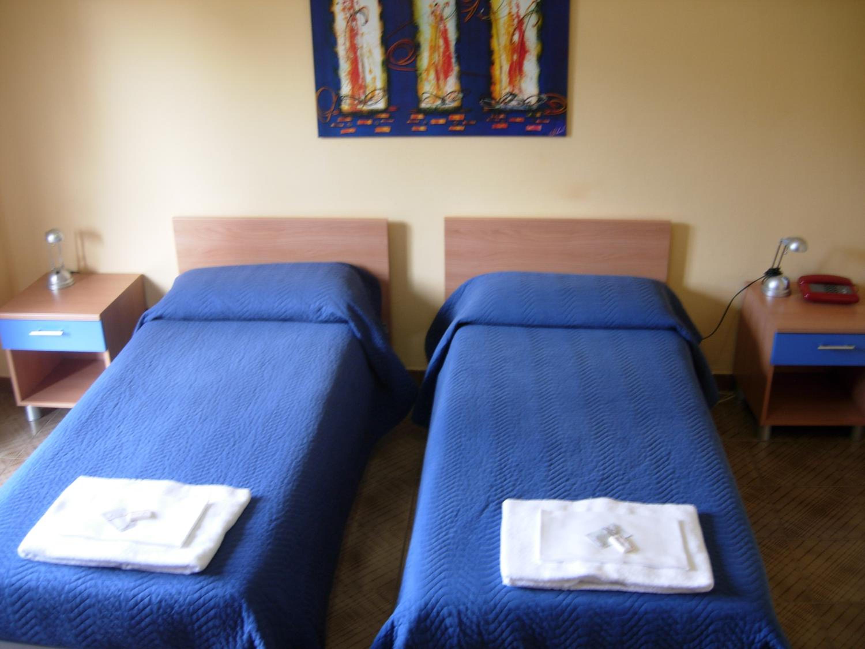 Double or Twin Room with Shared Bathroom