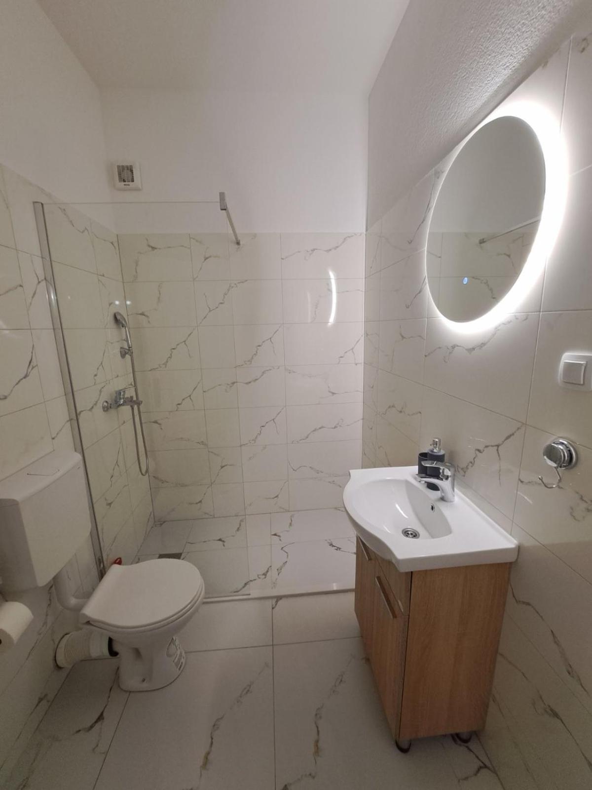 One-Bedroom Suite photo 1