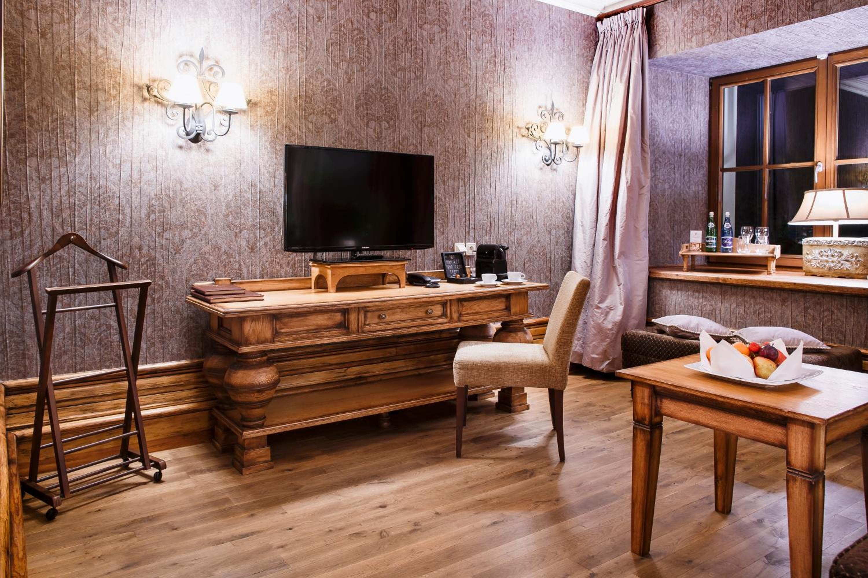 Deluxe Double or Single Room - Photo 15
