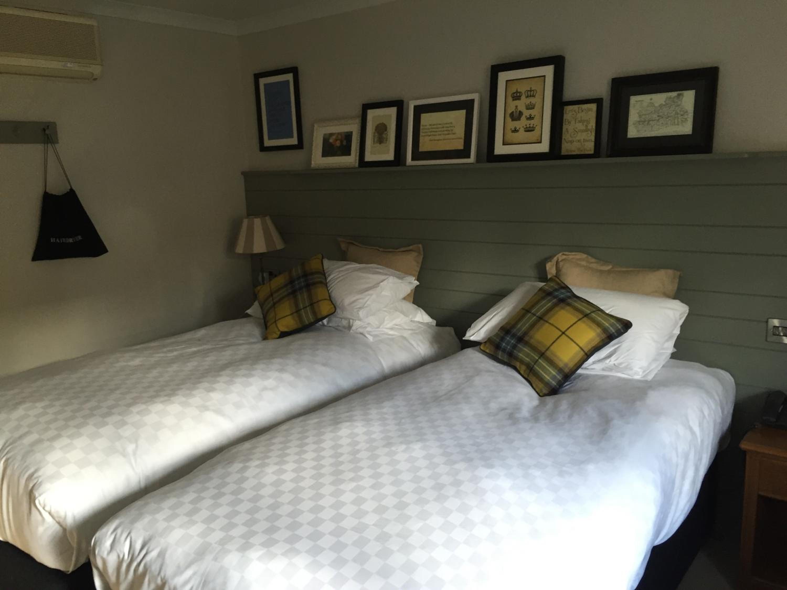 Classic Twin Room - Photo 5