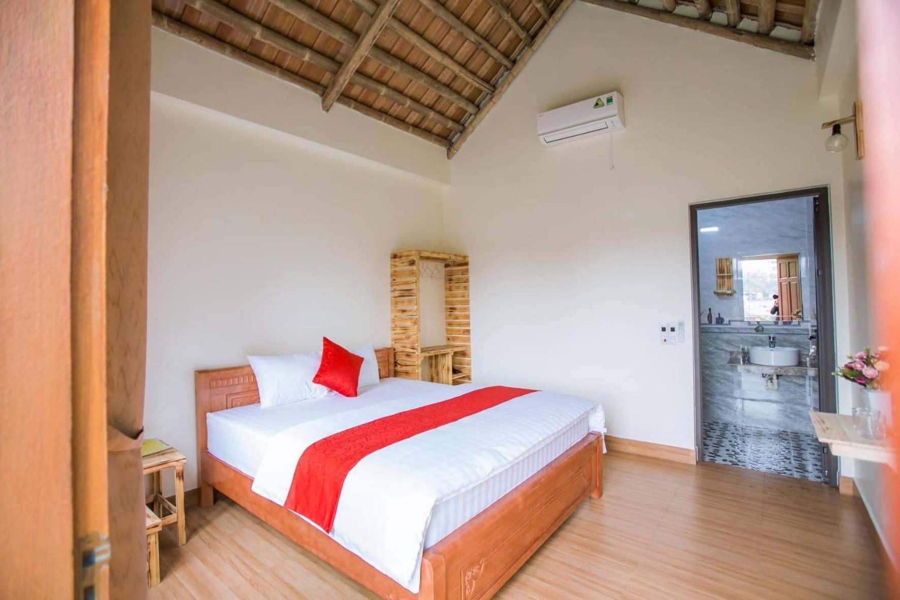 King Room with Garden View