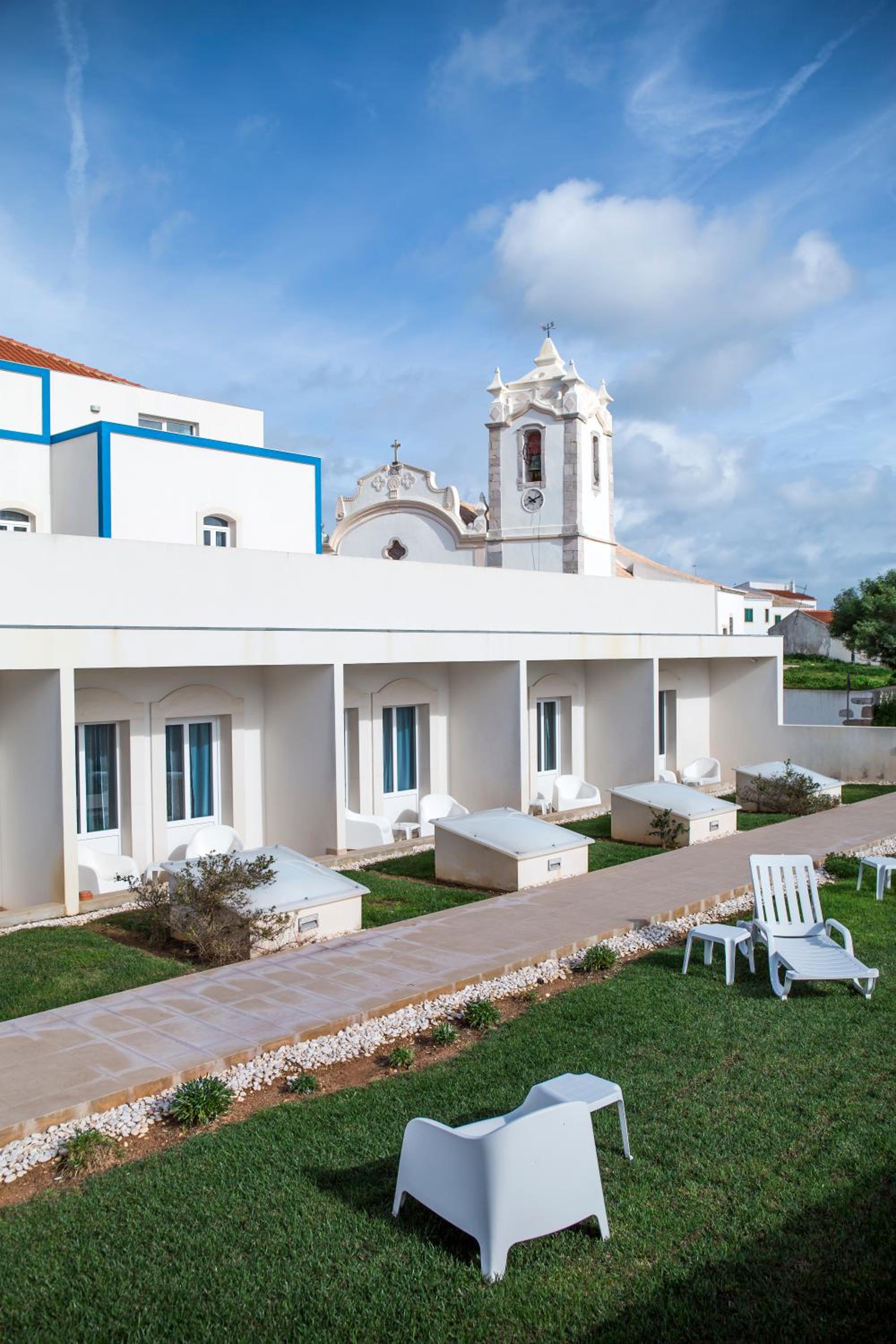 Double or Twin with Balcony or Terrace - Photo 10