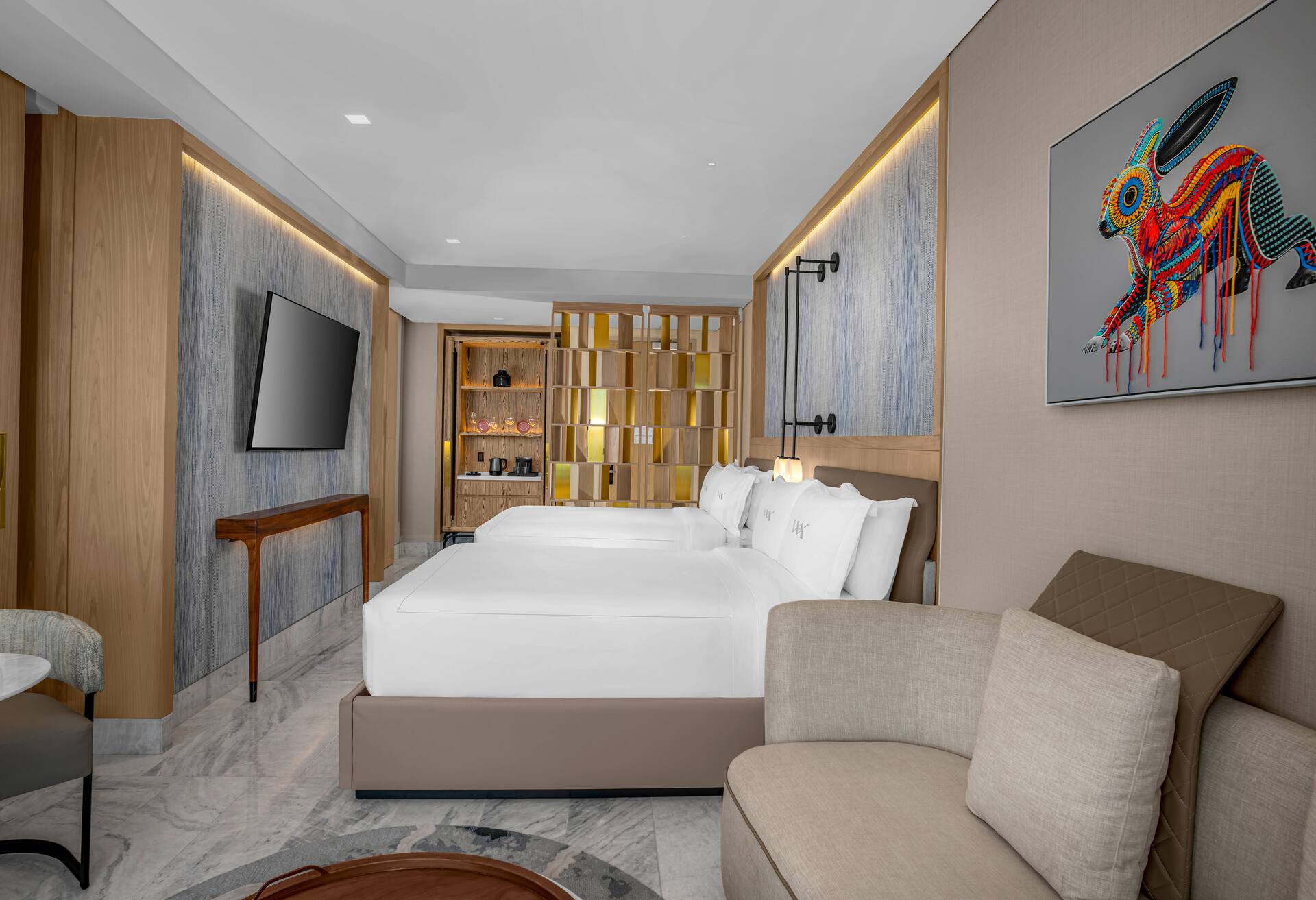 Ocean Front 2 Queen Beds Guestroom