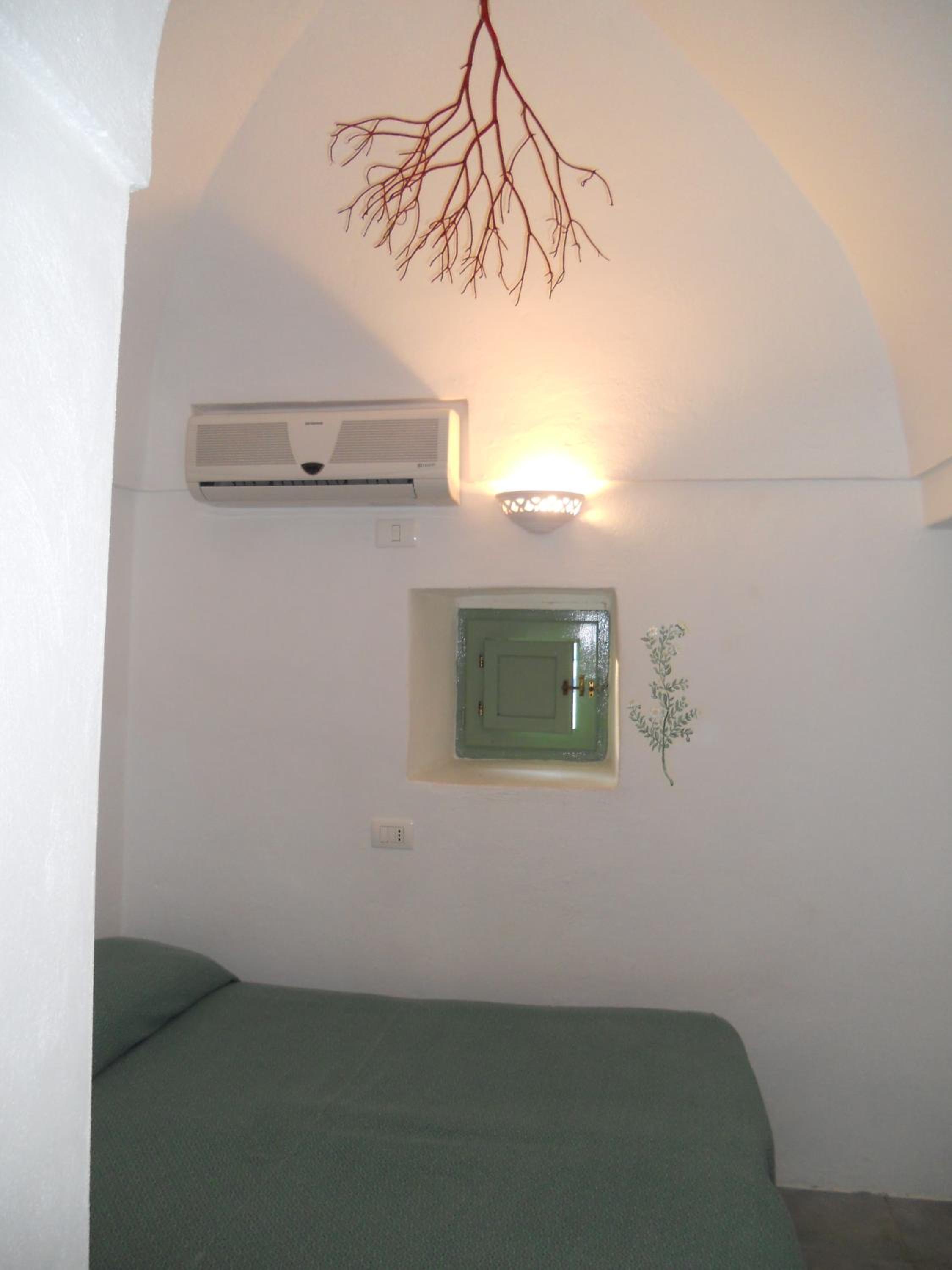 Three-Bedroom Villa photo 2